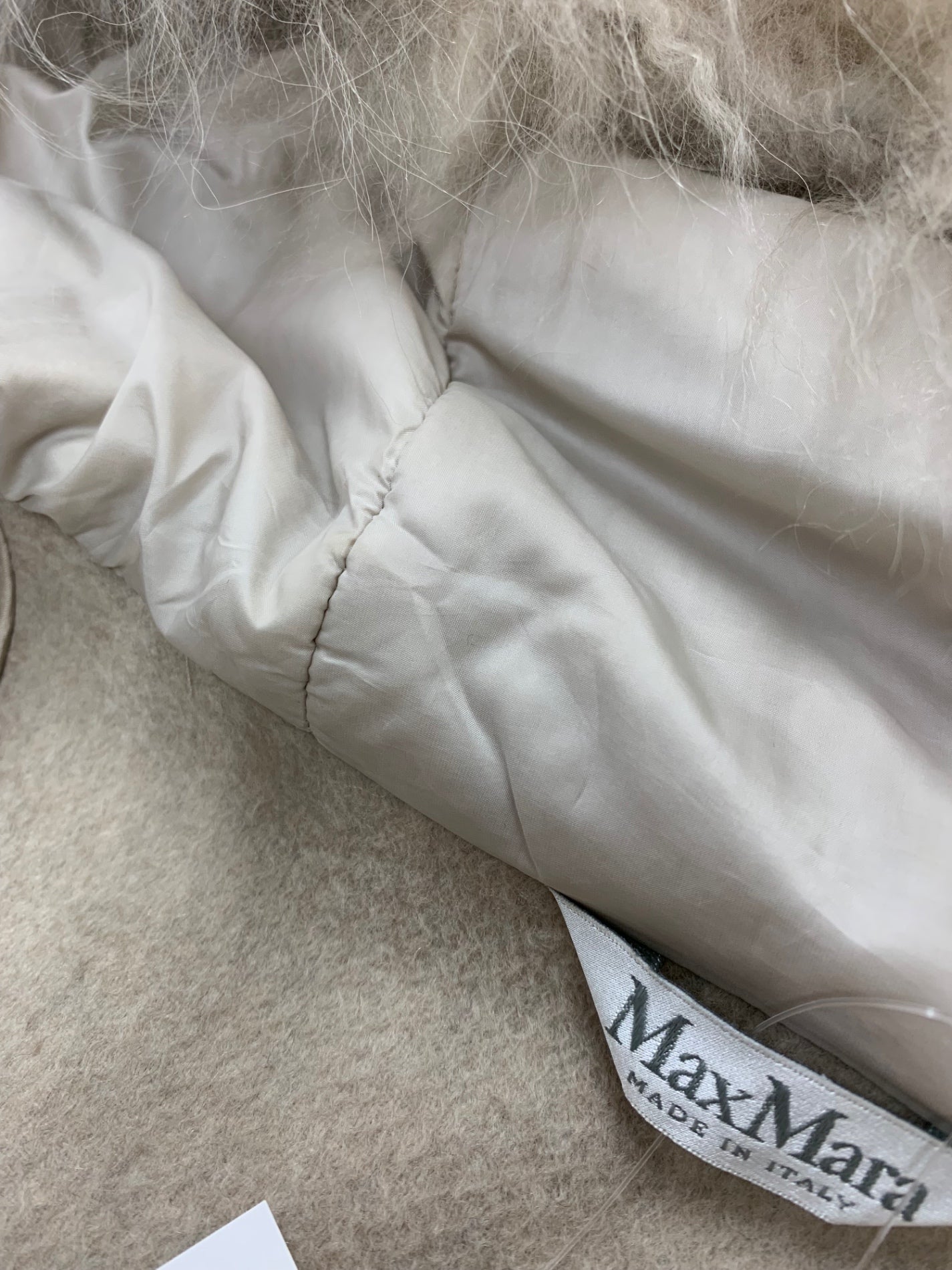 マックスマーラ 473602236 ポンチョ ケープ F ベージュ カシミア ファー ITOIYOFGO590 【SALE】