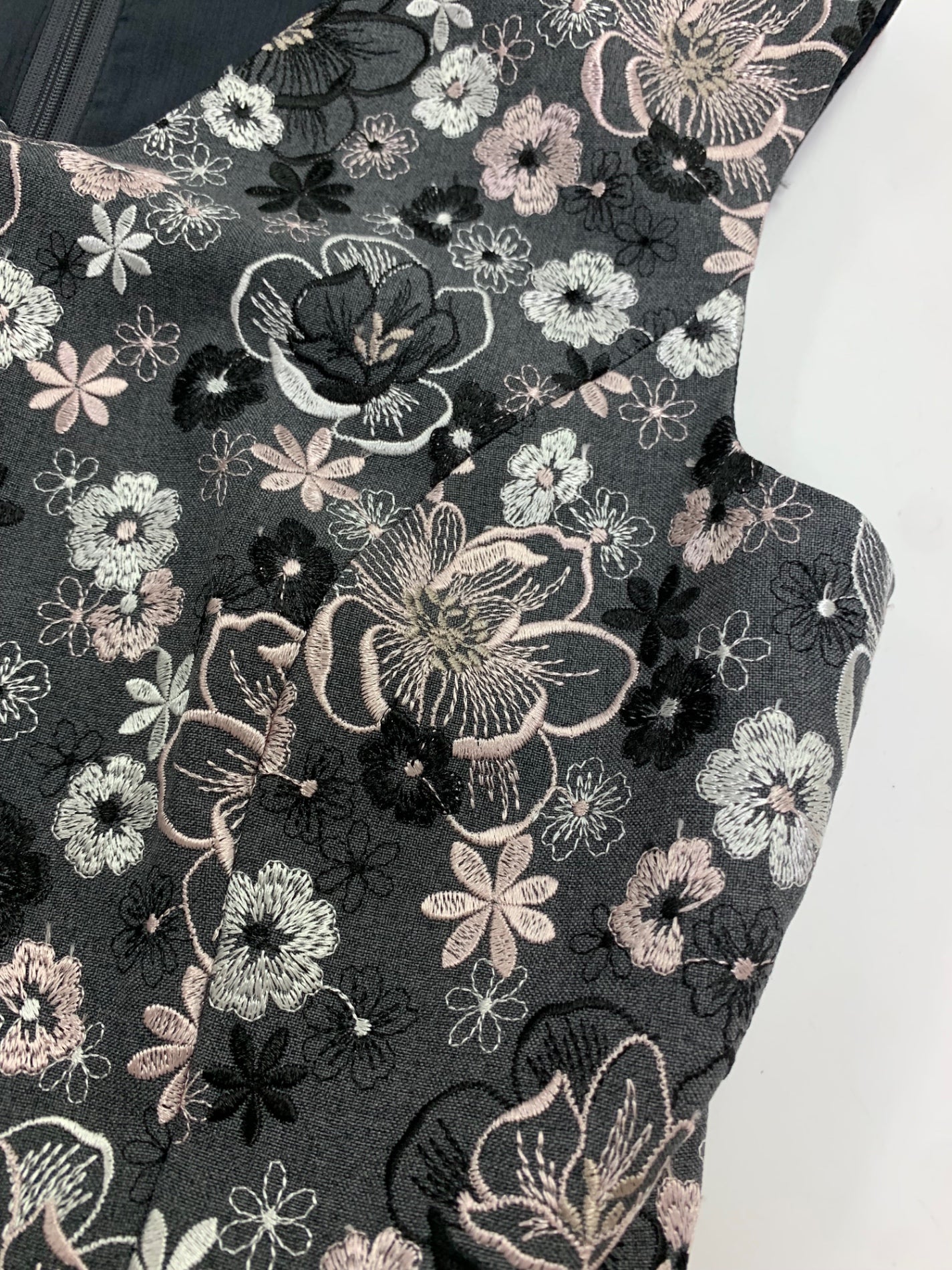 トッカ HOLLY HOCK ドレス OPTOSM0800 0 グレー フラワー刺繍 ITIY37WK6WRW