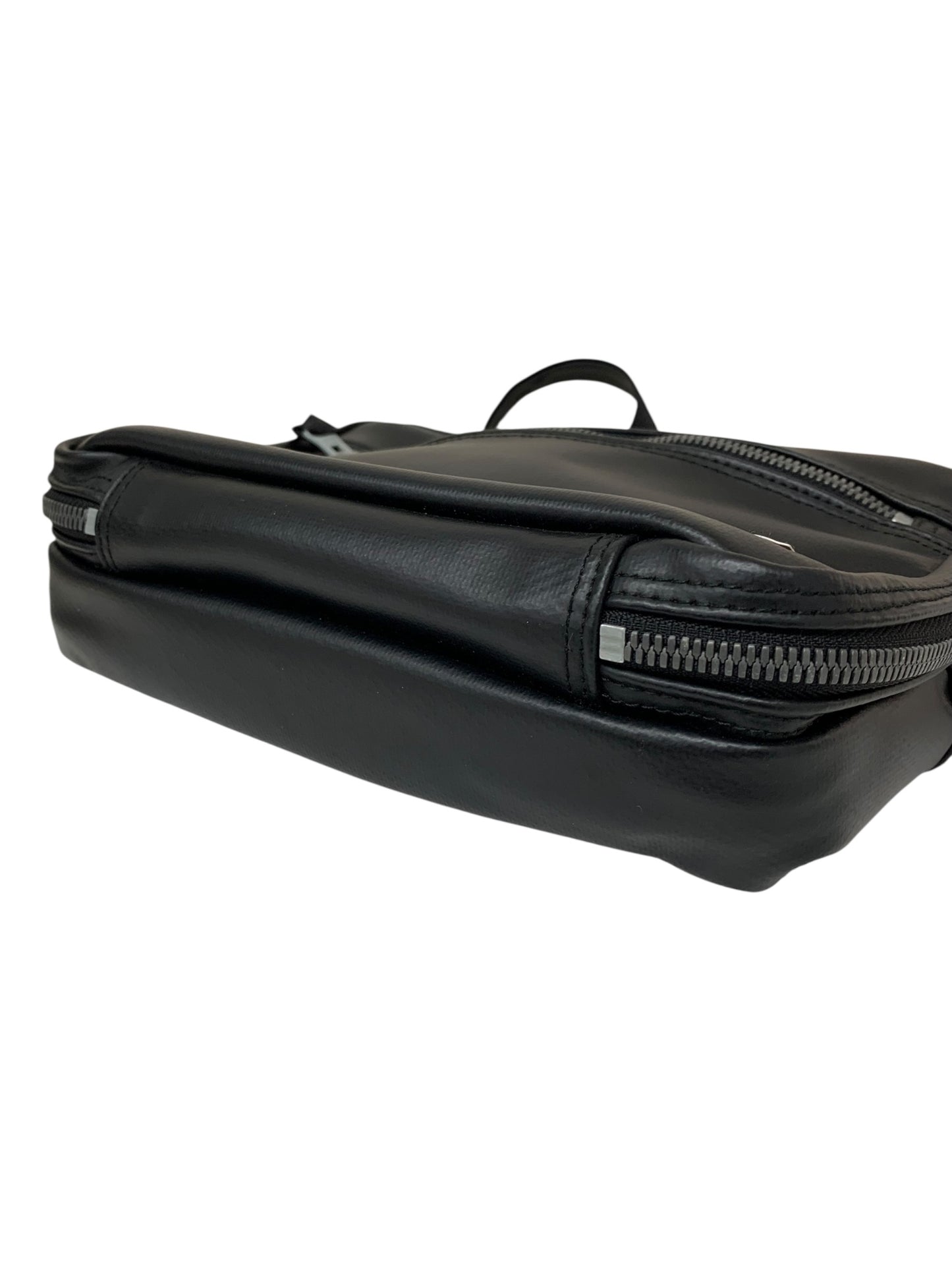 ラゲッジレーベル ショルダーバッグ ブラック 青バッテン ITN53A706K3C