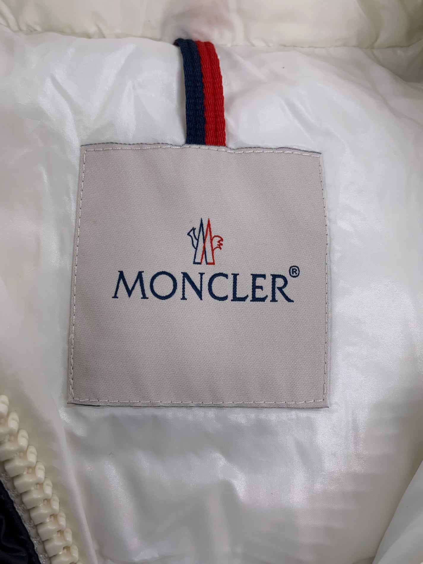 モンクレール MONGINEVRO GILET VEST F20911A51000 68950 ダウンベスト 3 ネイビー ワッペン IT2GUGFW1BTG