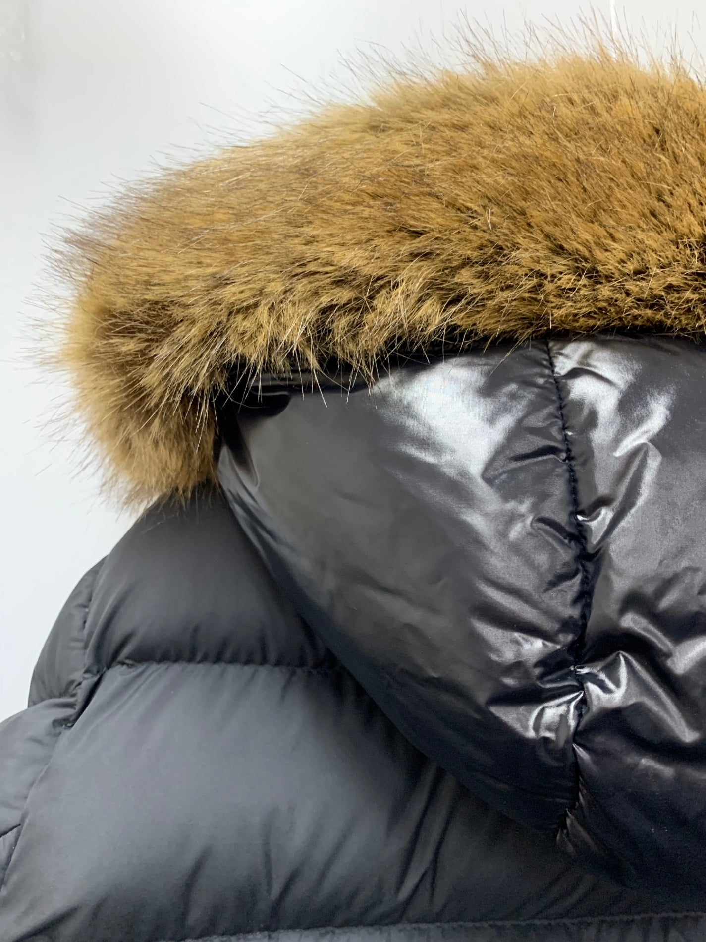 モンクレール CHEVREUSE I20911B00002549SK ダウンジャケット 2 ブラック ITR6OMFHE58G