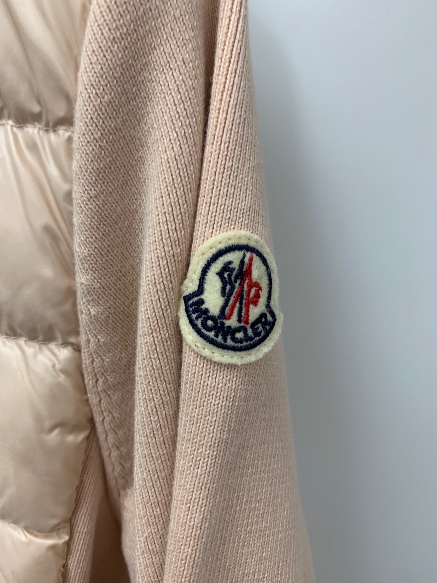 モンクレール CARDIGAN TRICOT CARDIGAN H10939B00026 S ピンク ITL0QJF2HXF0