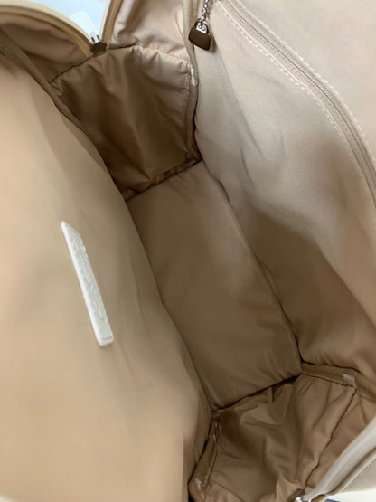 キタムラ リュック R-0711 52521 バックパック ベージュ ナイロン素材 K刺繍 IT0GWRL0Z5BW