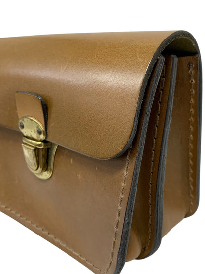 ヘルツ ベルトポーチ ウエストポーチ ブラウン ラティーゴ ハードレザー ITE43E4FIL7T