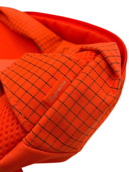 シュプリーム ボディバッグ オレンジ ナイロン ロゴ ITJCAUIMYLPC