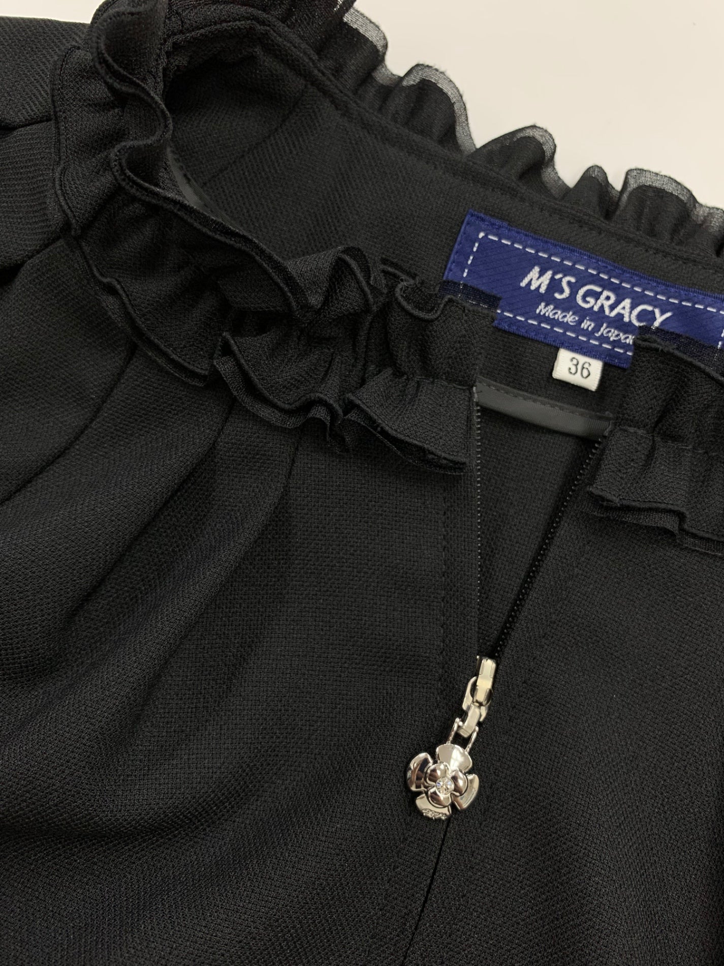 エムズグレイシー 514125 ブルゾン 36 ブラック ジップアップ フリル IT2INS20JINR 【SALE】