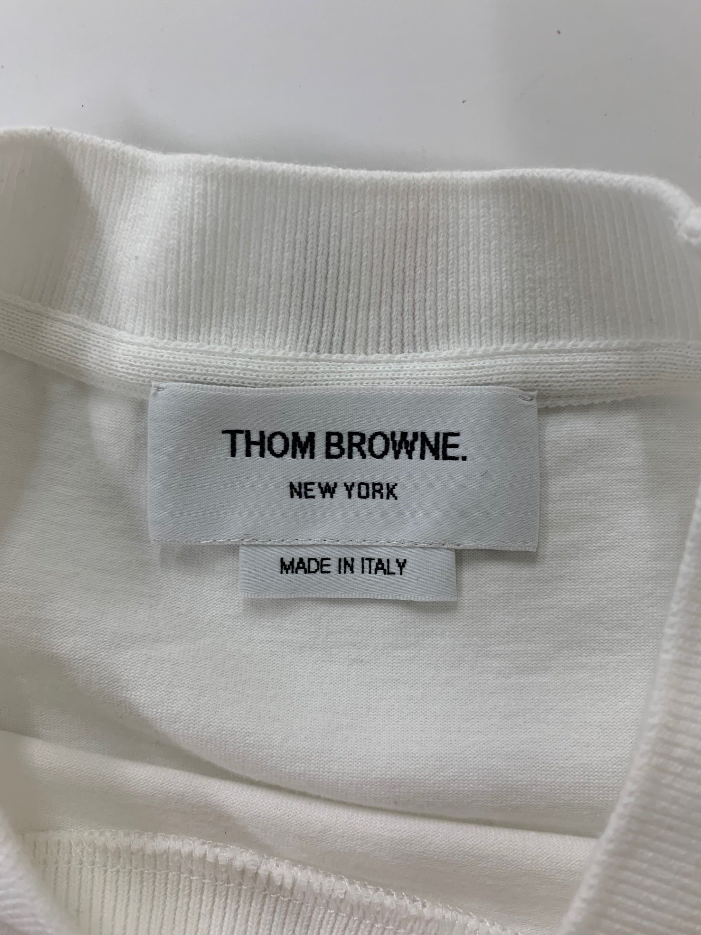 【美品】THOM BROWNE ホワイト Tシャツ　サイズ１ 12559185_52161763_600.jpg