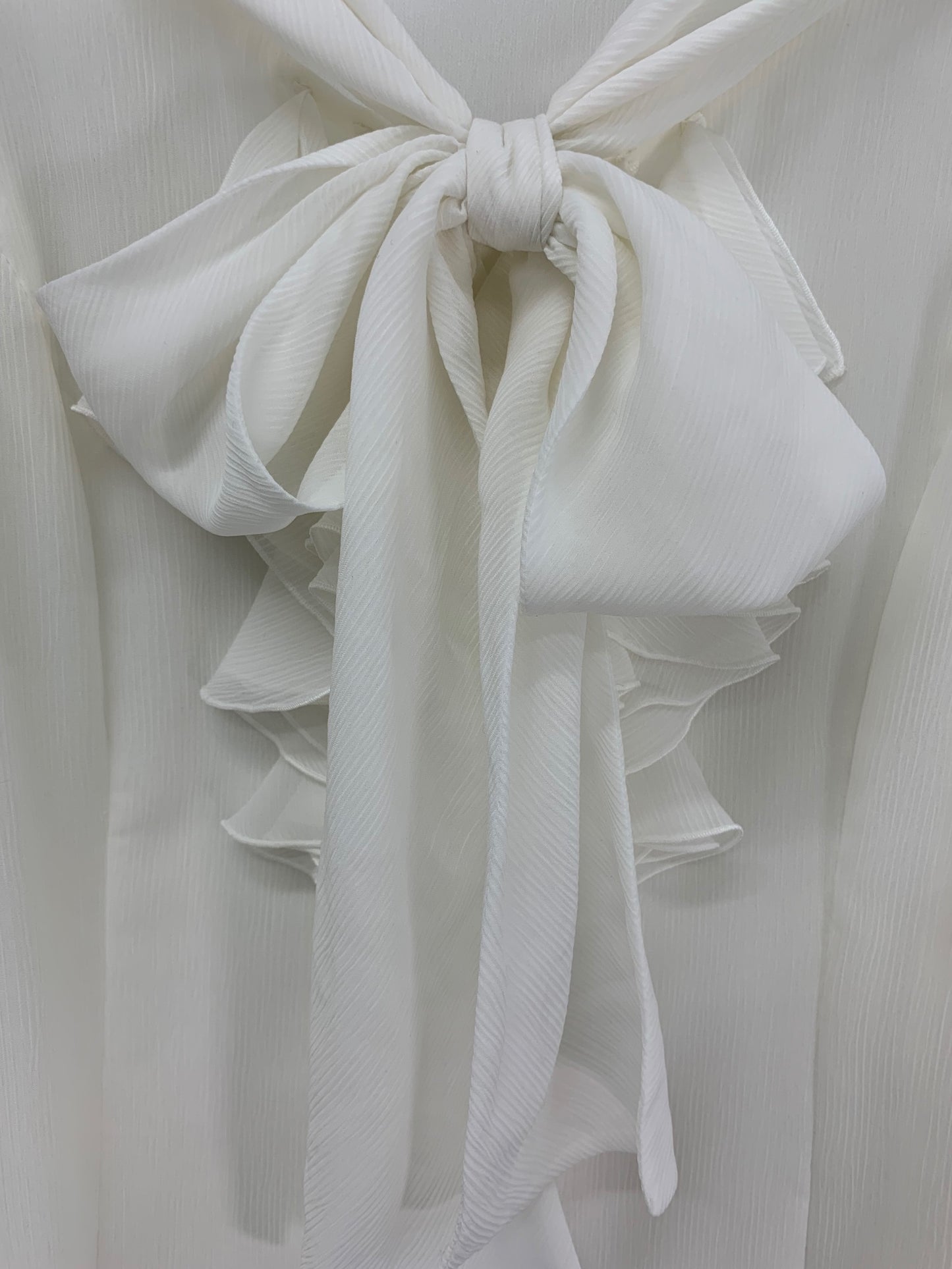 コトゥー W3M03-330-02 シャツ 38 ホワイト ボウタイブラウス フリル パフスリーブ ITA1Y4ENGC22