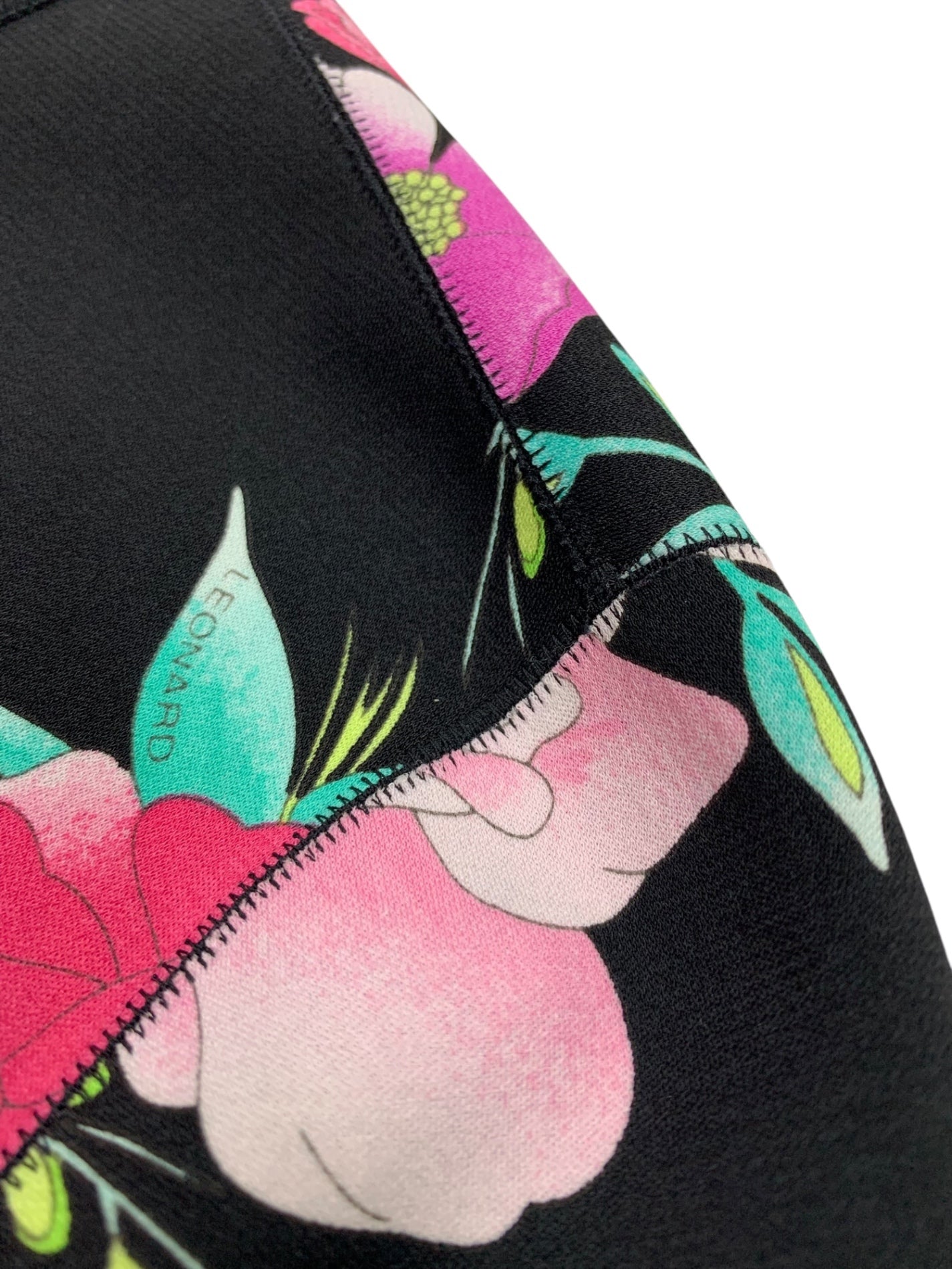 レオナールファッション 0187230 ノーカラージャケット 38 ブラック フラワープリント IT1D06KRDOC8