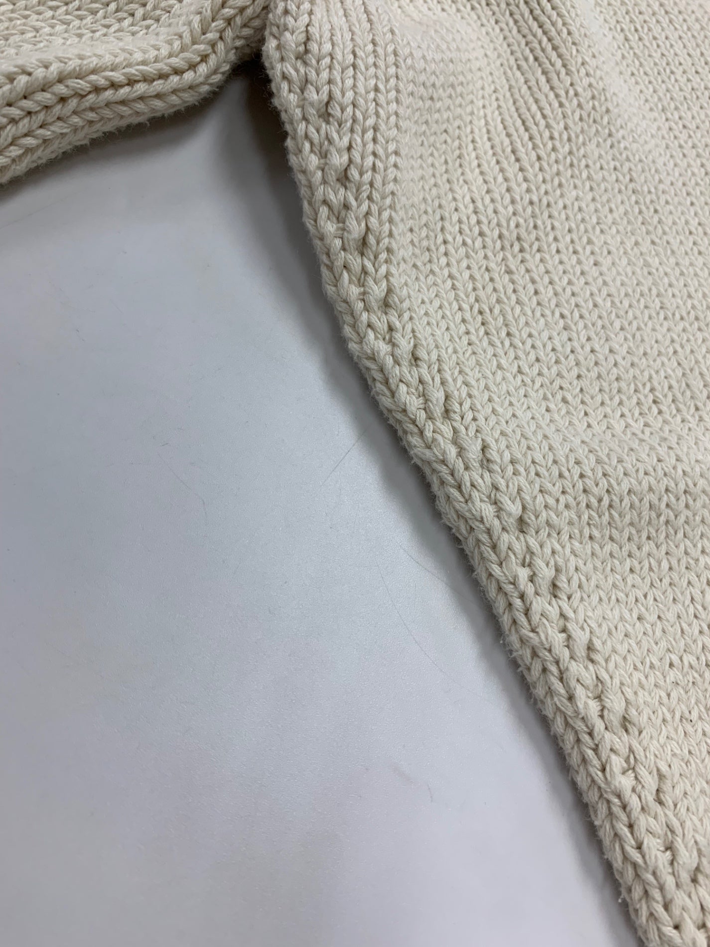 エブール セーター アイボリー カシミア混 ニット ITAMB7JJ3CTA 【SALE】