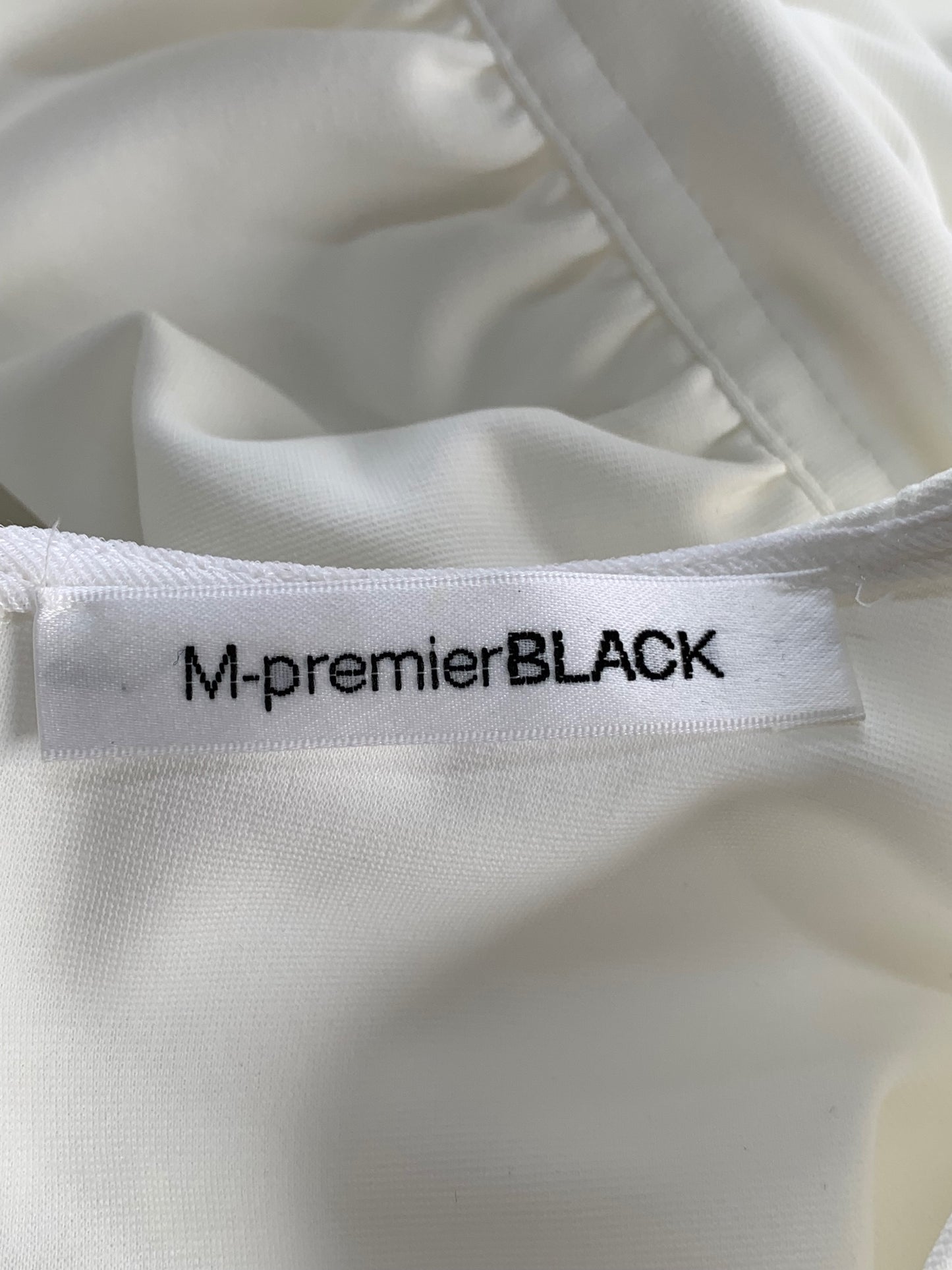 エムプルミエブラック C837-002 プルオーバー 38 ホワイト バックジップ ITFRIKP9WVW0