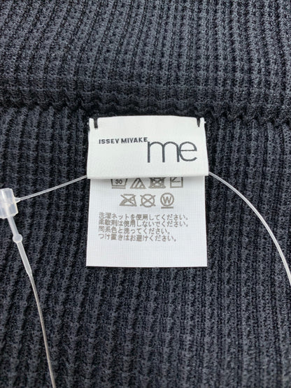 ミーイッセイミヤケ NIT STRETCH PLEATS MI61KK367 カットソー ブラック IT5BKGLZQA3I