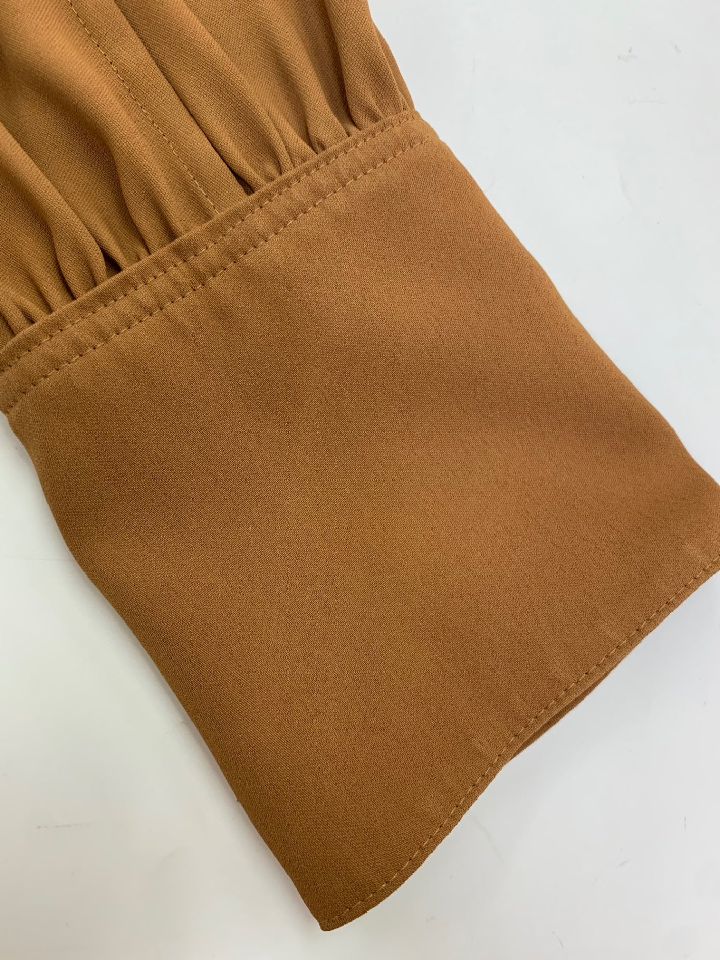 デイジーリン Daisy Sophisticated Blouse 06132 ブラウス 40 キャメル 2021年増産品 ITEM8DNRTHWL