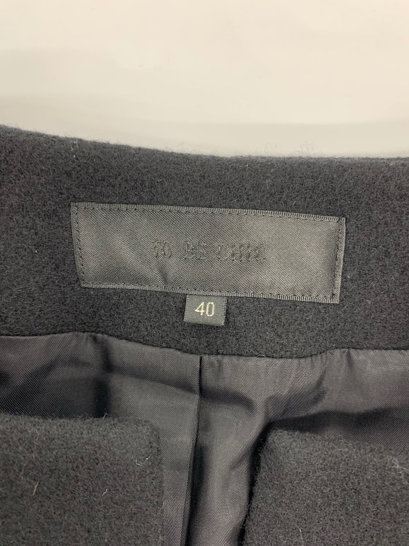 トゥービーシック UWF81-820809 ジャケット 40 ブラック ノーカラー フォックスファー ウール ITUZ9W04O2QY