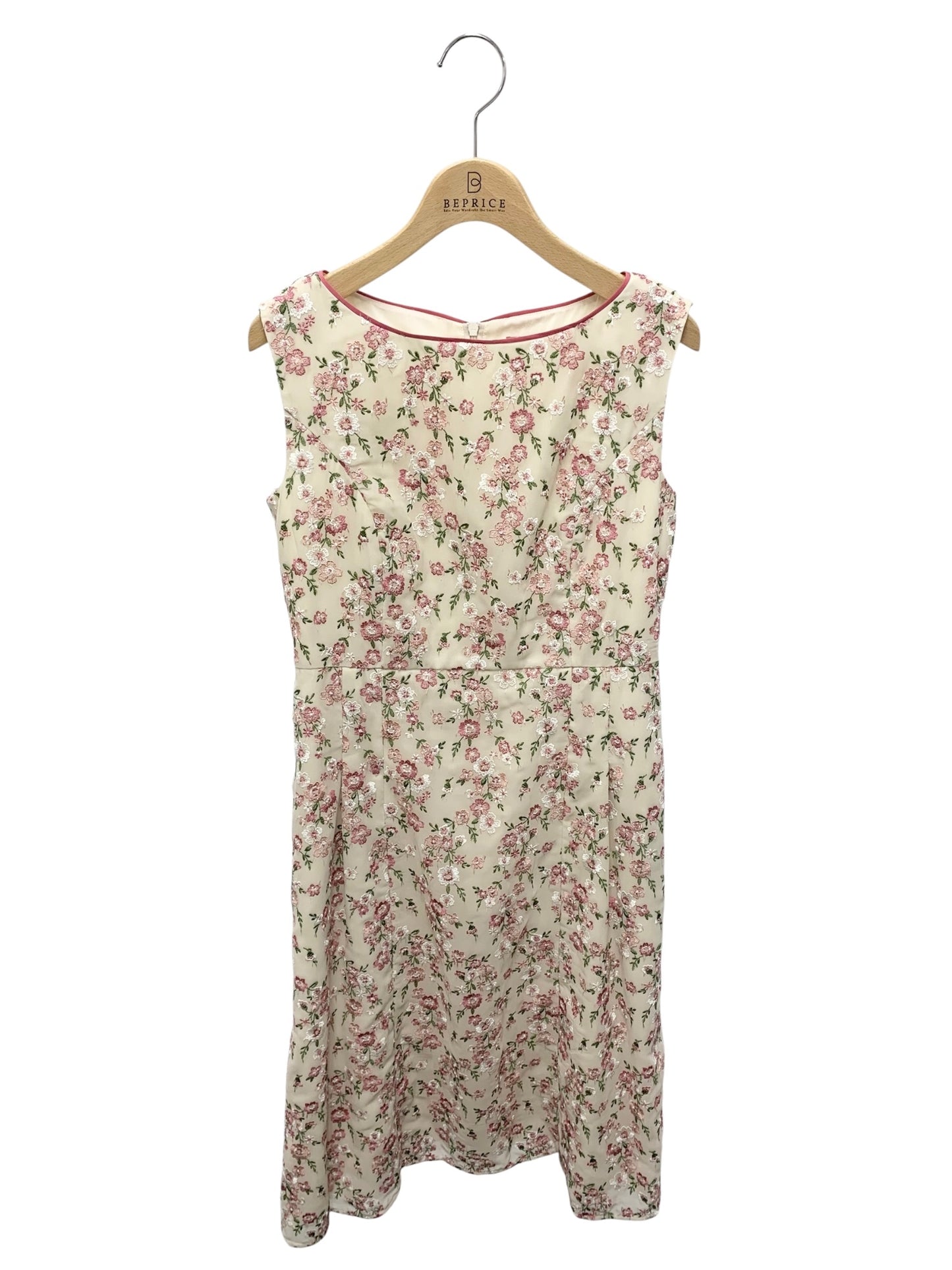 トッカ MAY FLOWERS OPTOSM0200 ワンピース 2 ピンク フラワーモチーフ 刺繍 IT17LPD4L0V2 【SALE】