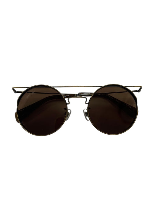ヨウジヤマモト 20-9005 03 サングラス メガネ ゴールド Limited Edition サイドフード フラットトップ ロゴ UVカット ITSLBAWSYZZK