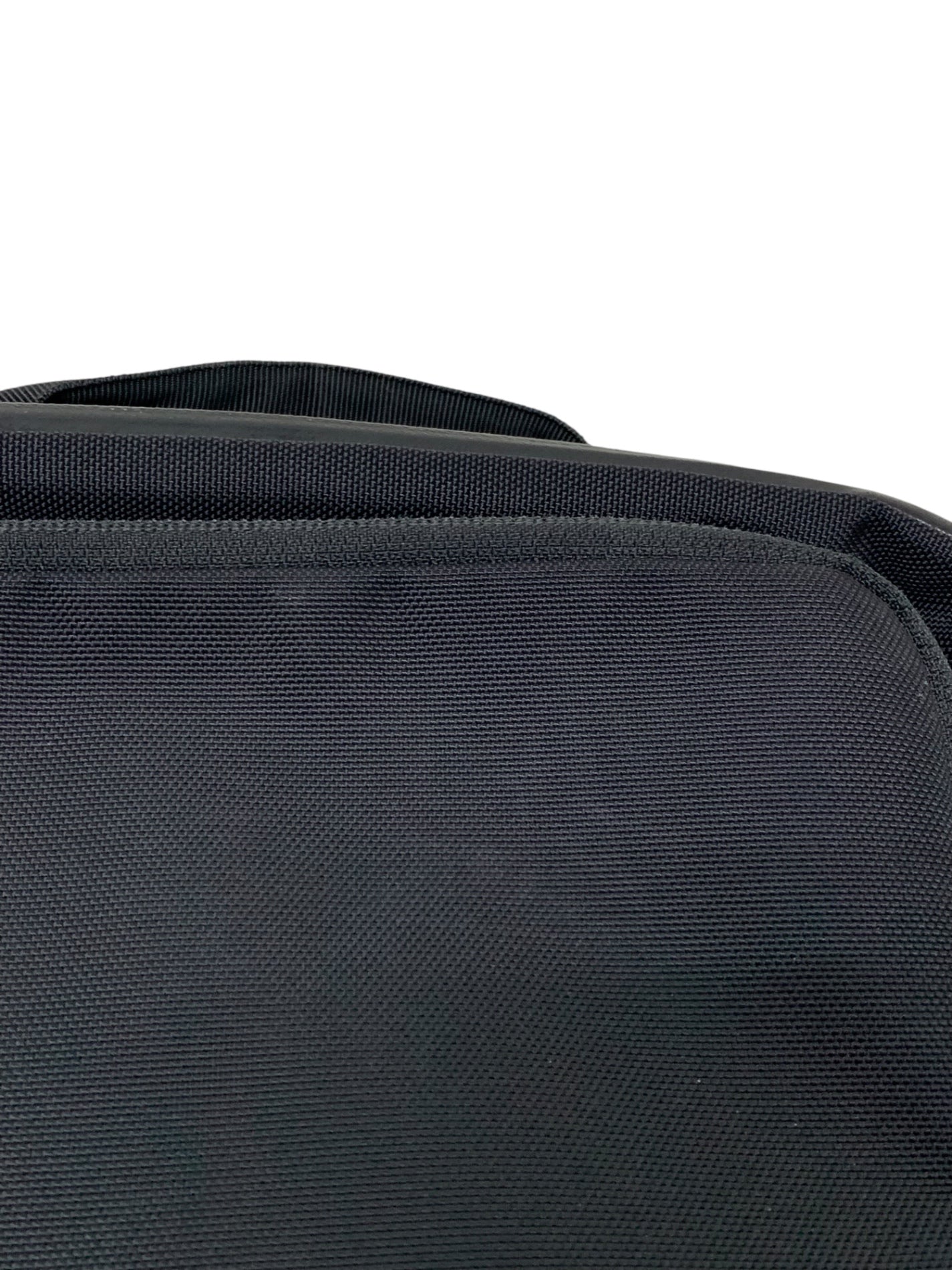 ノースフェイス SHUTTLE DAY PACK SLIM 18L シャトル デイパック