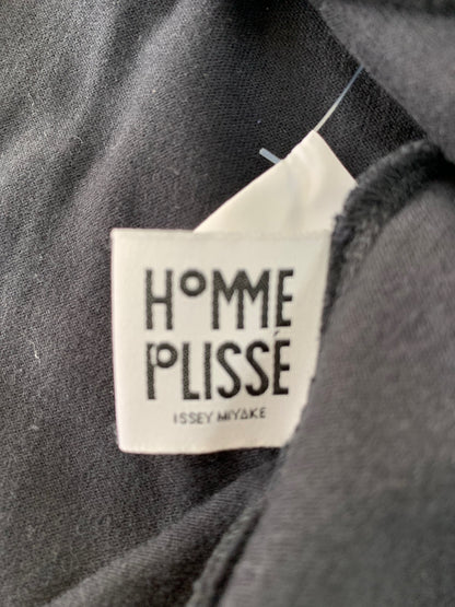 オムプリッセイッセイミヤケ HP01JK001 ハイネックカットソー 2 ブラック IT435CHGS0IO