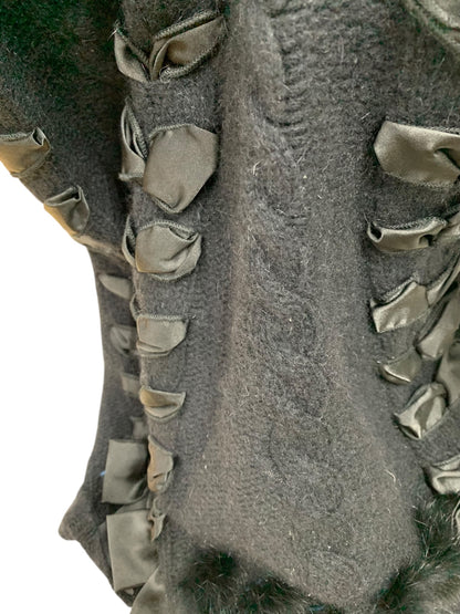 エムズグレイシー 028555 ポンチョ ブラック リボン ニット ファー ITW4G3E741RW