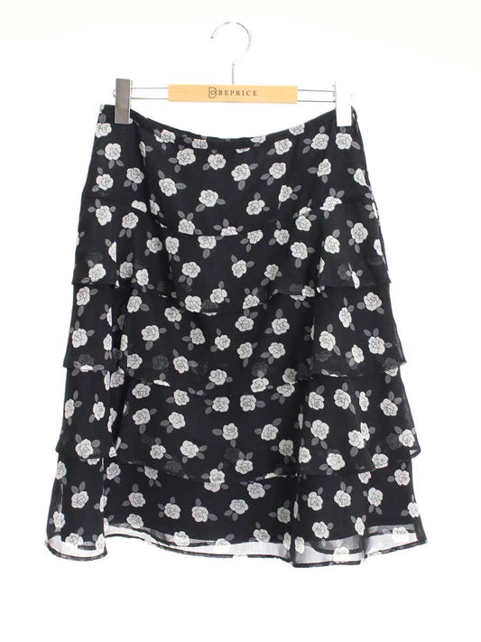 ギャラリービスコンティ 1365706 スカート 3 ブラック ティアード フラワーモチーフ ITFTFX64R9YI 【SALE】