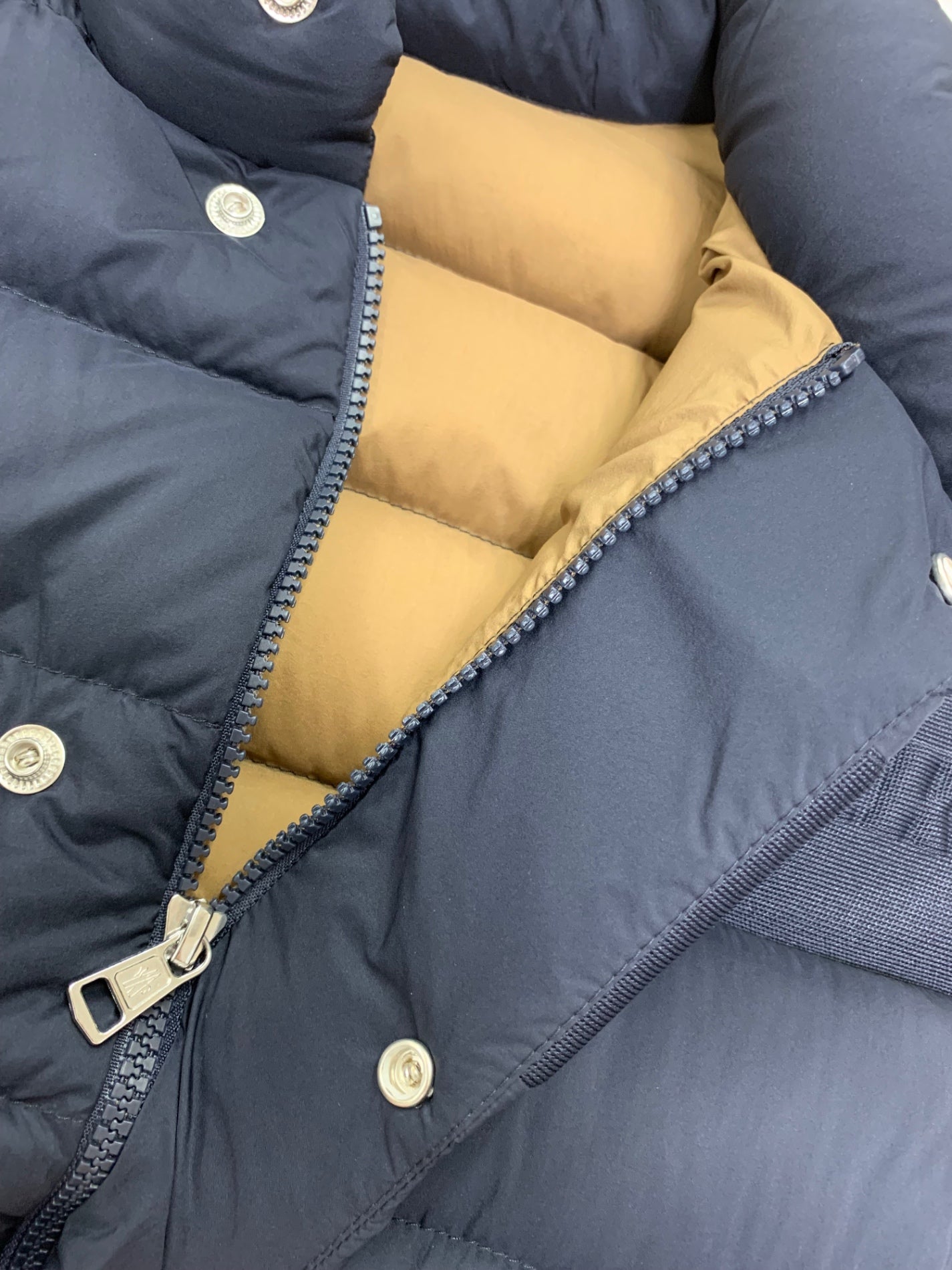 モンクレール NOIR GILET NOIR VEST F20911A51N0053333 ダウンベスト 2 ネイビー IT5YSQRA9Z7I