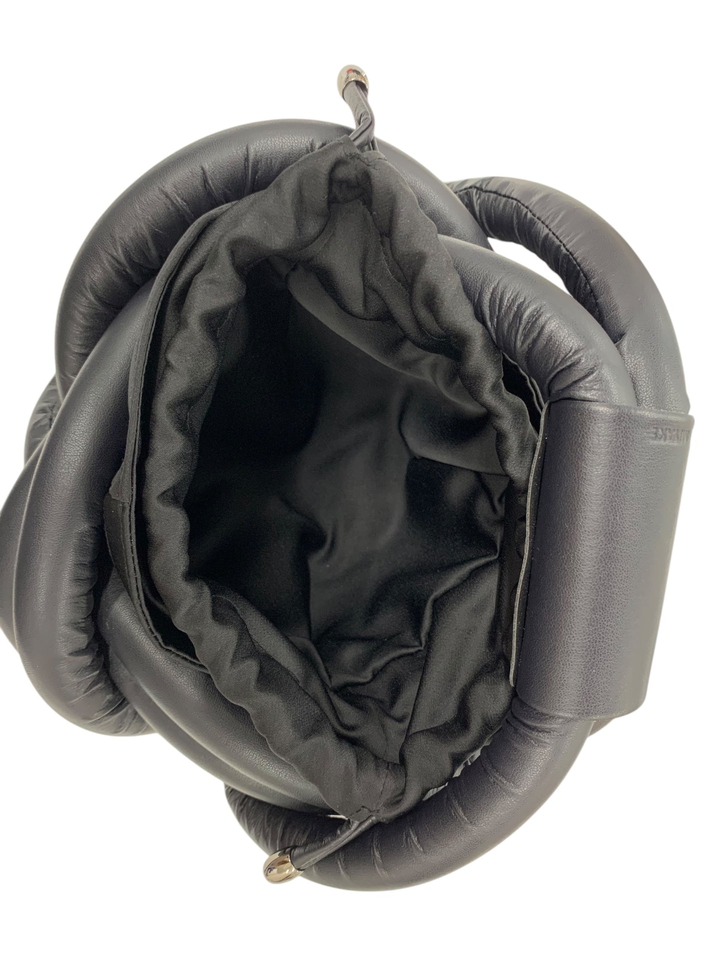 イッセイミヤケ ツイストブレッドハンドバッグ IM41-AG201-15 ブラック エコレザー IT642JTSRW7I 【SALE】