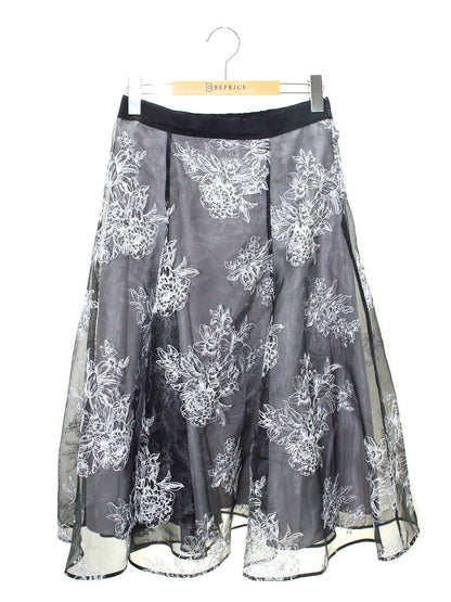 トゥービーシック W5S06-326-09 スカート 42 ブラック フラワーモチーフ 刺繍 フレア ITZG57CKNXKR