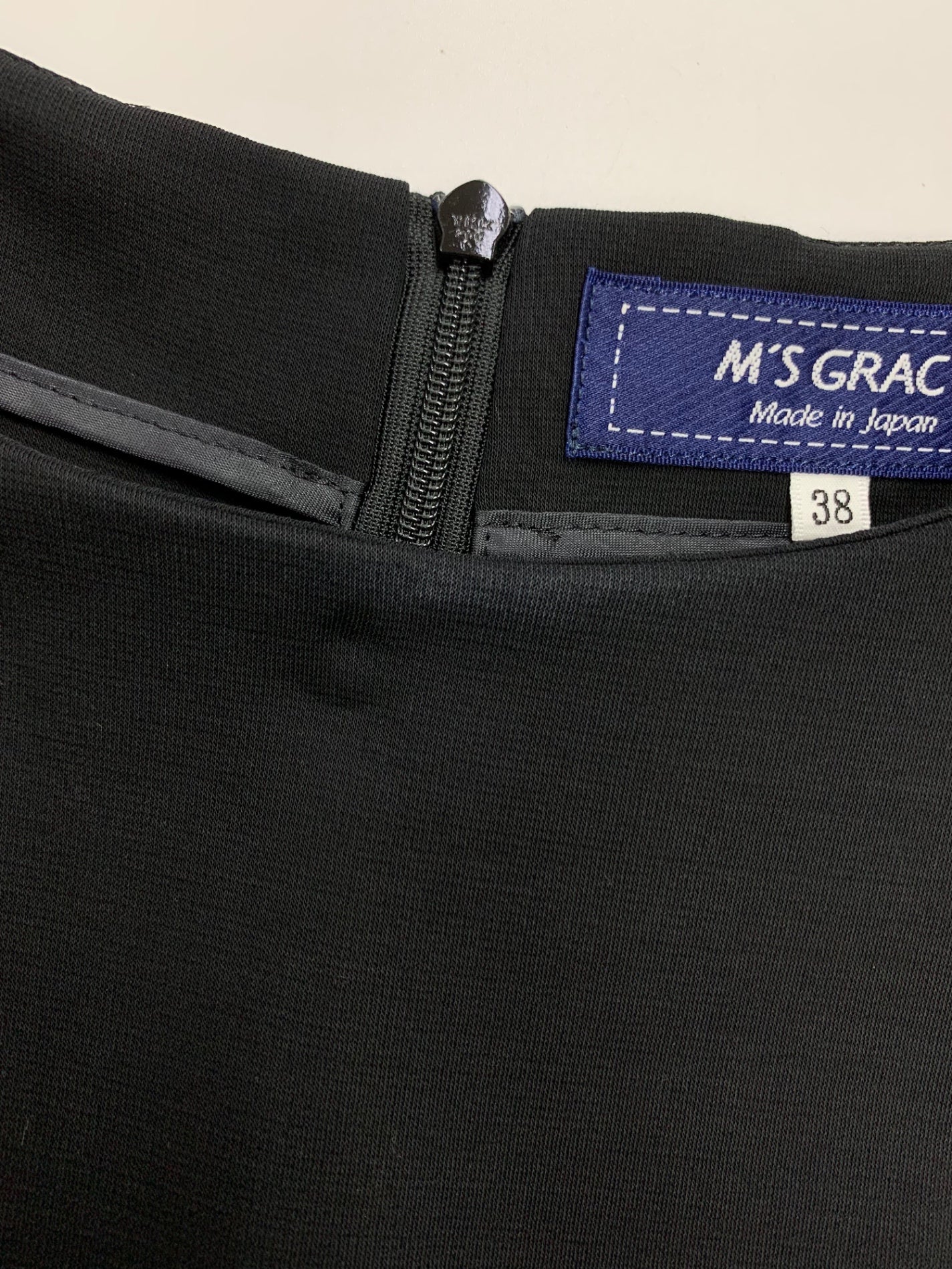 エムズグレイシー ステッチ入りテープ付きコンビ 511127 ワンピース 38 ブラック 切替 IT6ACQ3RGS07