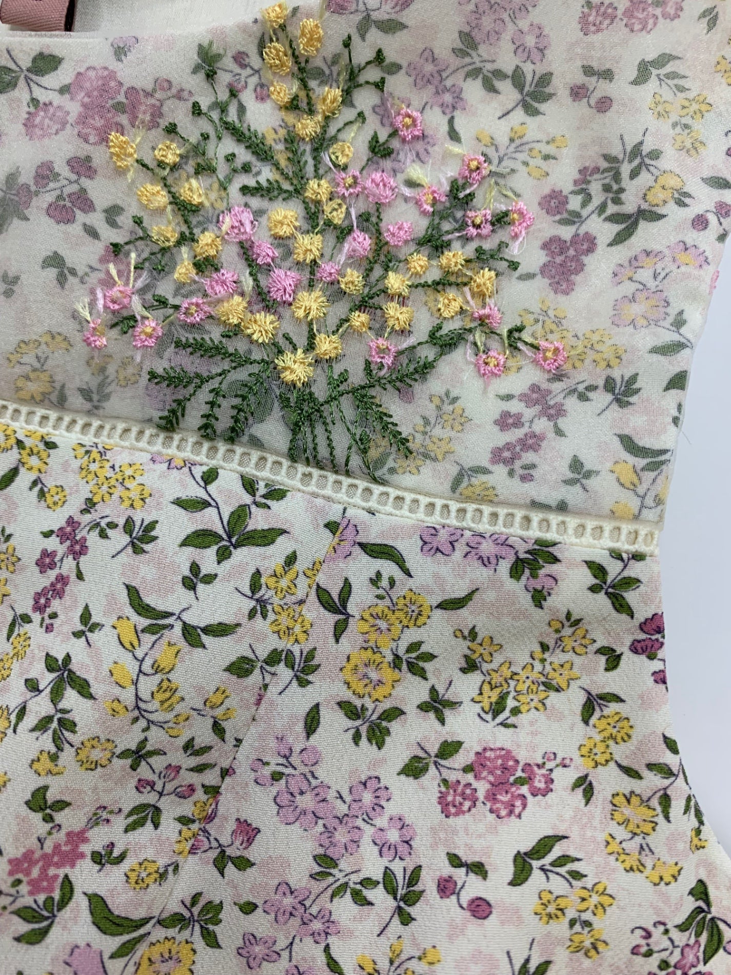 トッカ 23SS MIMOSA OPTOSS0530 ワンピース 2 ホワイト 花柄 刺繍 ITZAFDTLZEMO