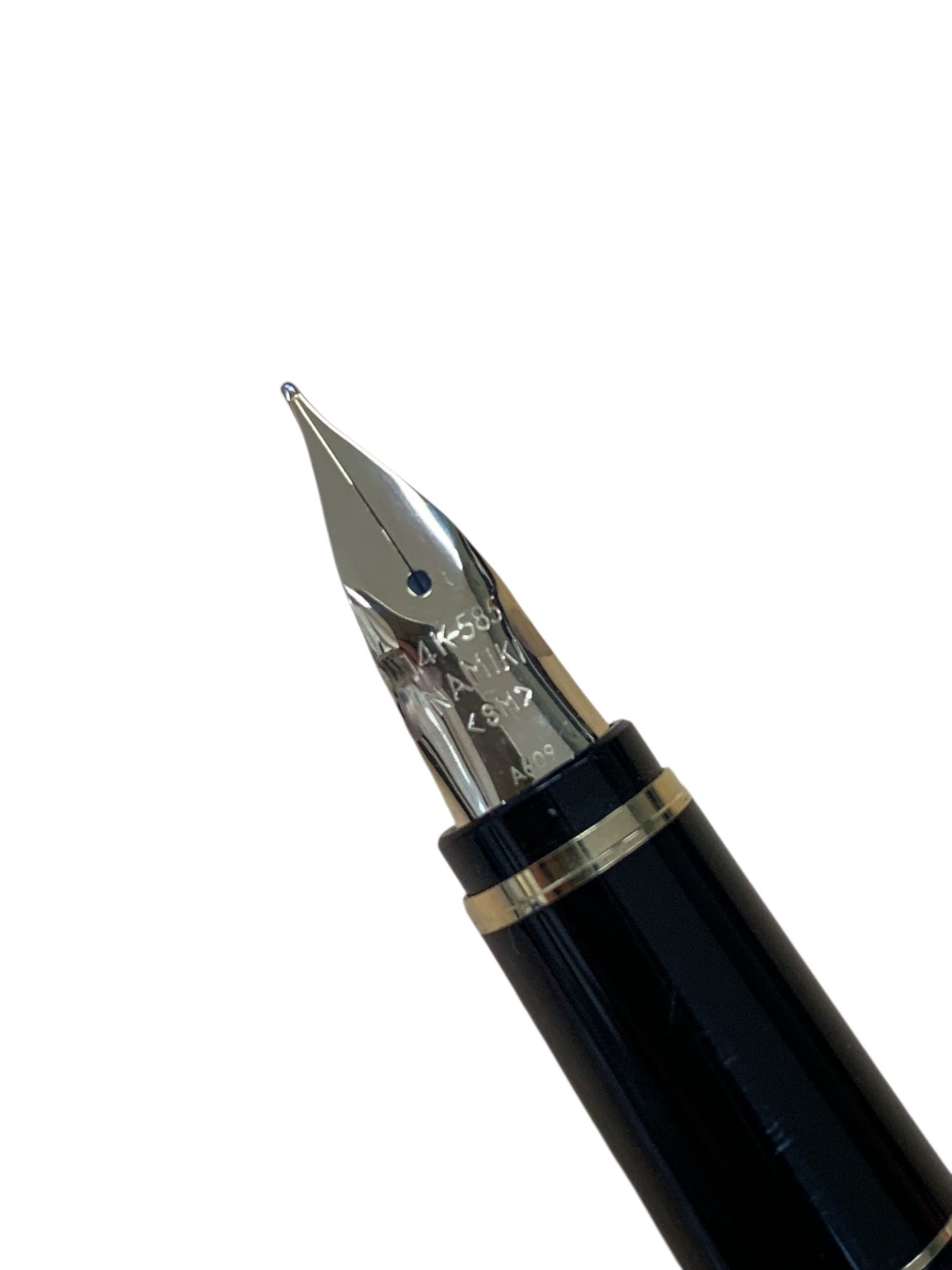 ナミキ（パイロット海外向け） 万年筆 ファルコン ブラック SM 14K 585 ITW6OVY1IY29 ナミキ（パイロット海外向け） 万年筆 ファルコン ブラック SM 14K 585