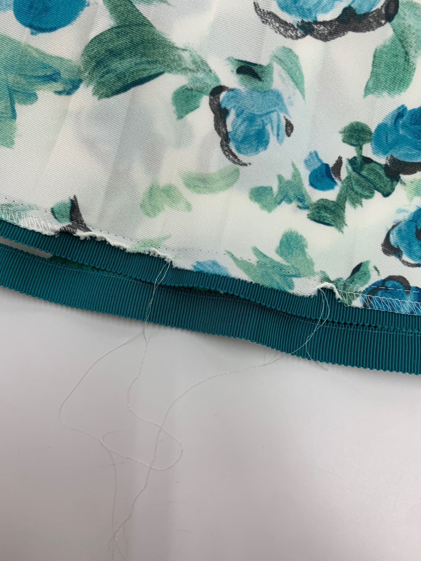 エムズグレイシー 117111 スカート 40 ホワイト バラ柄 プリーツ ITCA7SGBHV0A