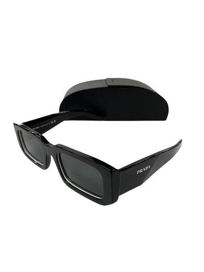プラダ SPR06Y サングラス ブラック 16K2K1 ロゴ セルフレーム フルリム スクエア ITXNU3NZSSH8 【SALE】