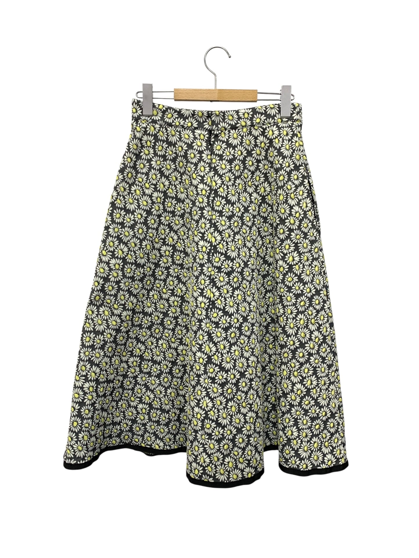 エムズグレイシー 517111 スカート 38 ブラック デイジー柄ジャガード ITPAU4I1ZO25