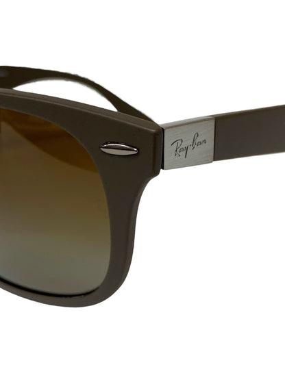 レイバン NEW WAYFARER LITEFORCE RB4207 サングラス グレー セルフレーム スクエア IT2ZW5AEK1JS 【SALE】