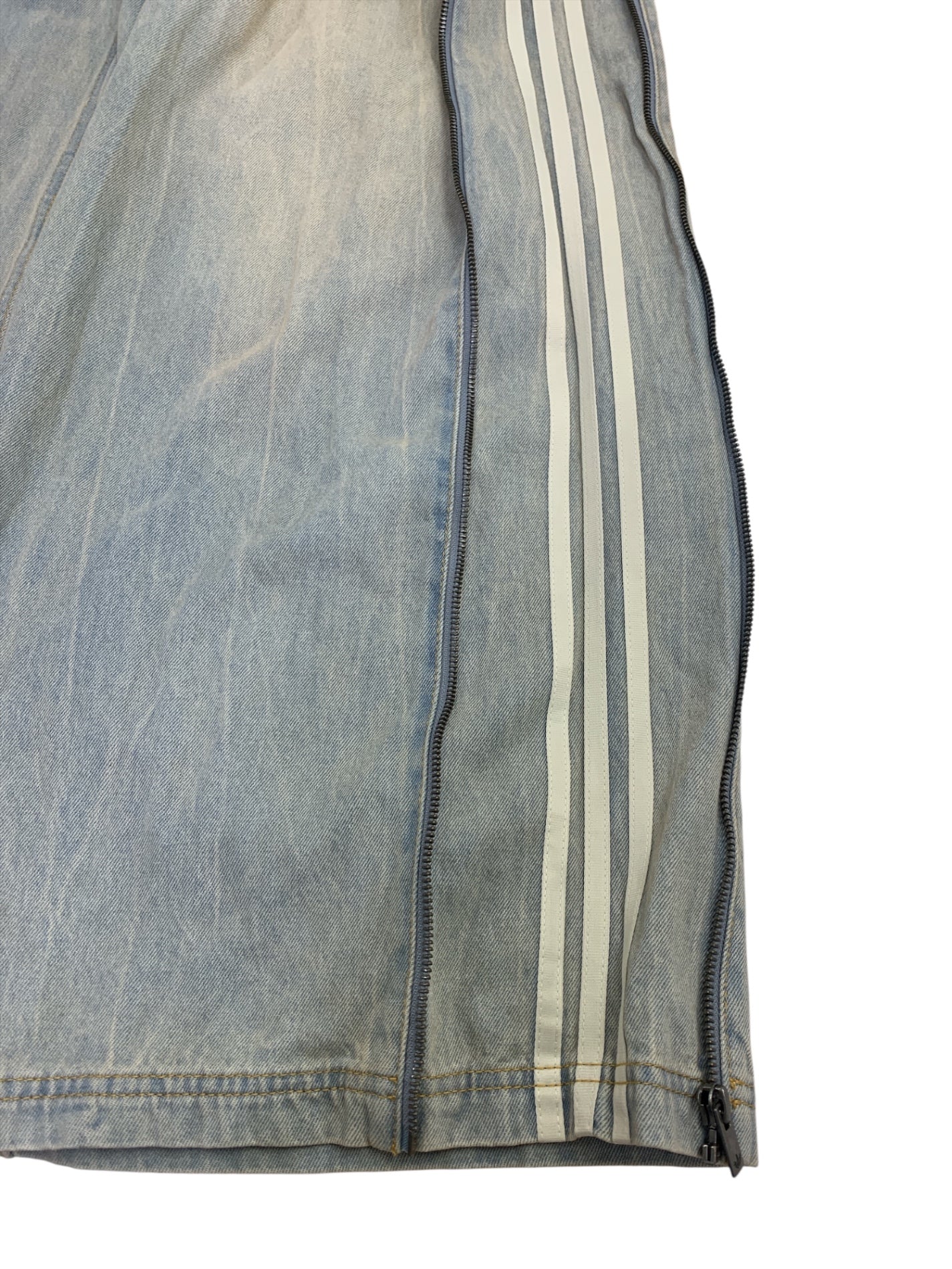 アディダス Adilenium Season 3 Zip Washed Denim Pants JX9210 26 ブルー ITGMEDN8D29L