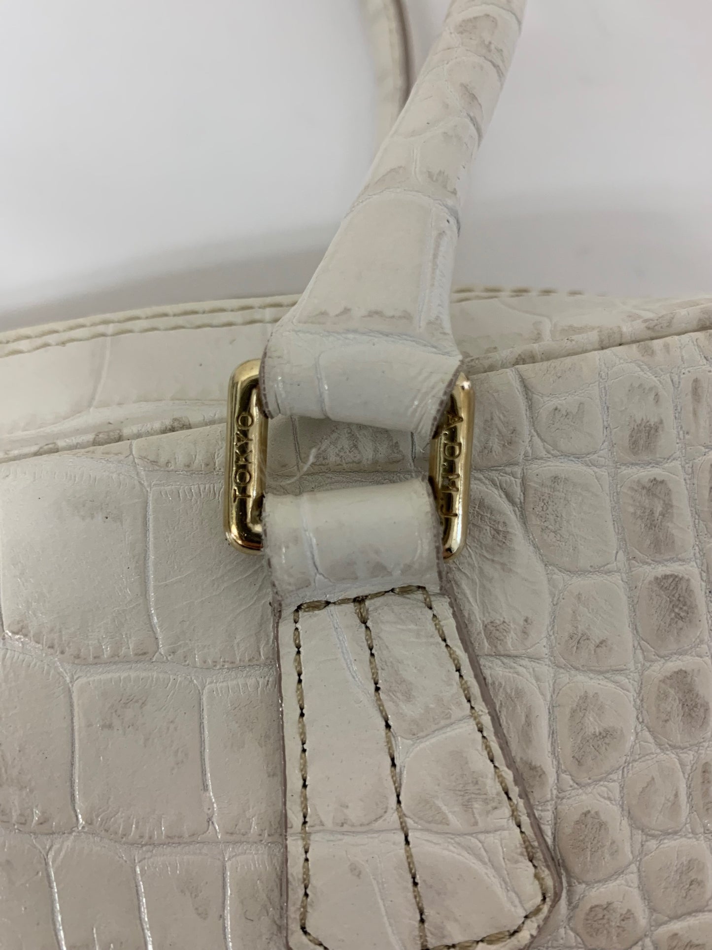 エーディーエムジェイ ハンドバッグ ホワイト クロコ型押し ヒマラヤ スワロフスキー ITOI5SBP6BQG 【SALE】