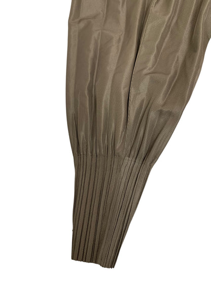 プリーツプリーズイッセイミヤケ PP61-JI435 オールインワン サロペット 1 グレージュ 襟付き フロントジップ ITYB4NXKT234 【SALE】