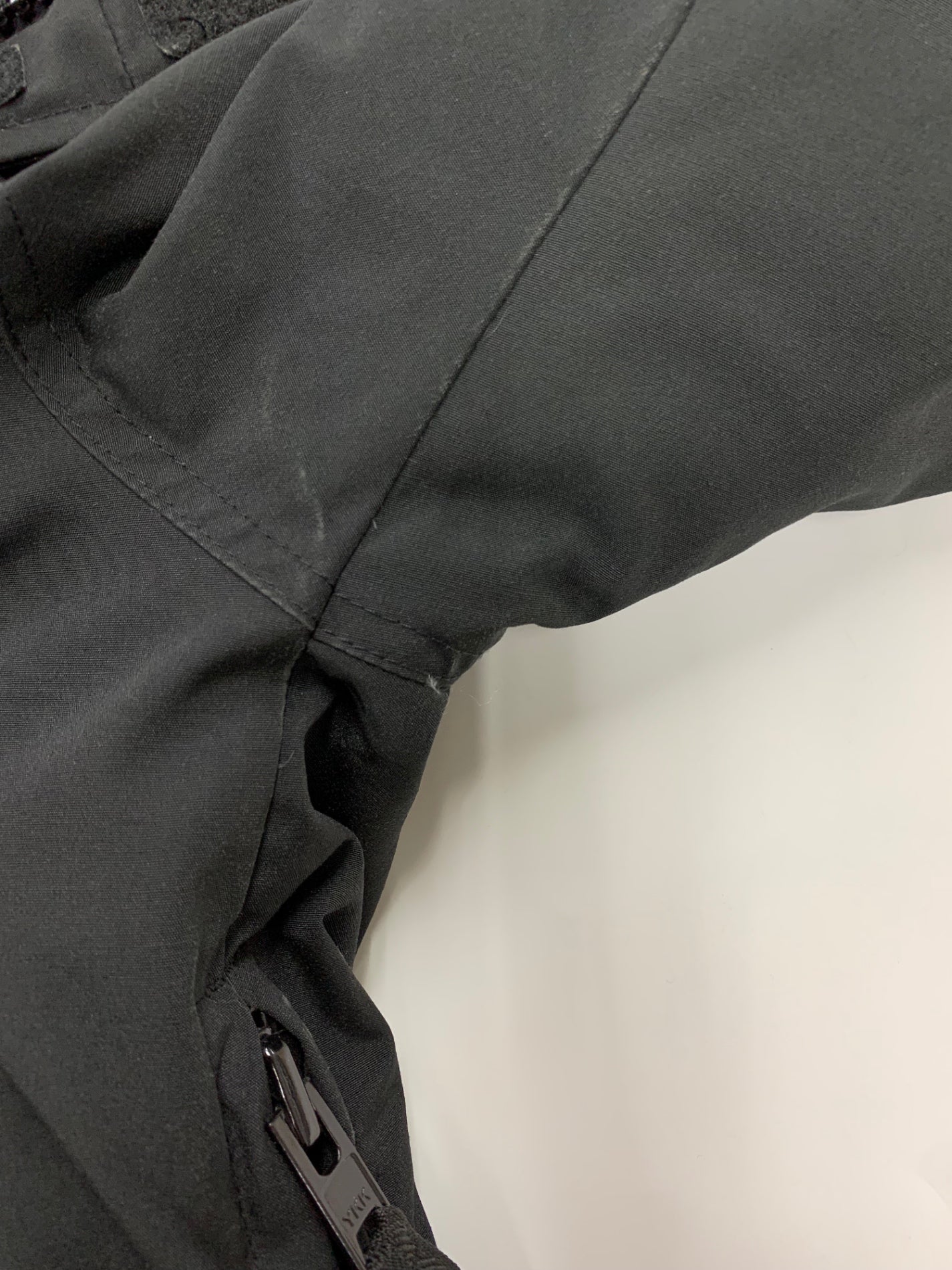 カナダグース 4078JMB R ダウンジャケット L ブラック ITPIBASPR43I