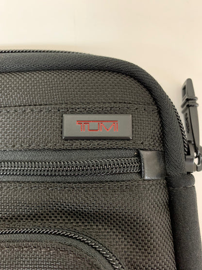 Tumiスリムタブレットカバーfor Surface Pro 3/4 840076165247 ブラック IT3T7U7M4740