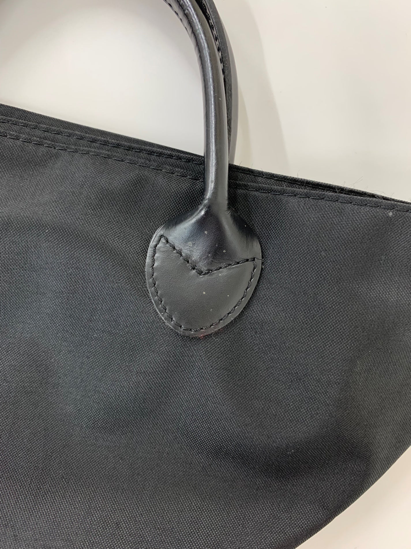 エルベシャプリエ トートバッグ ブラック 舟型 羊タグ スモール ITO8TW7T11B0