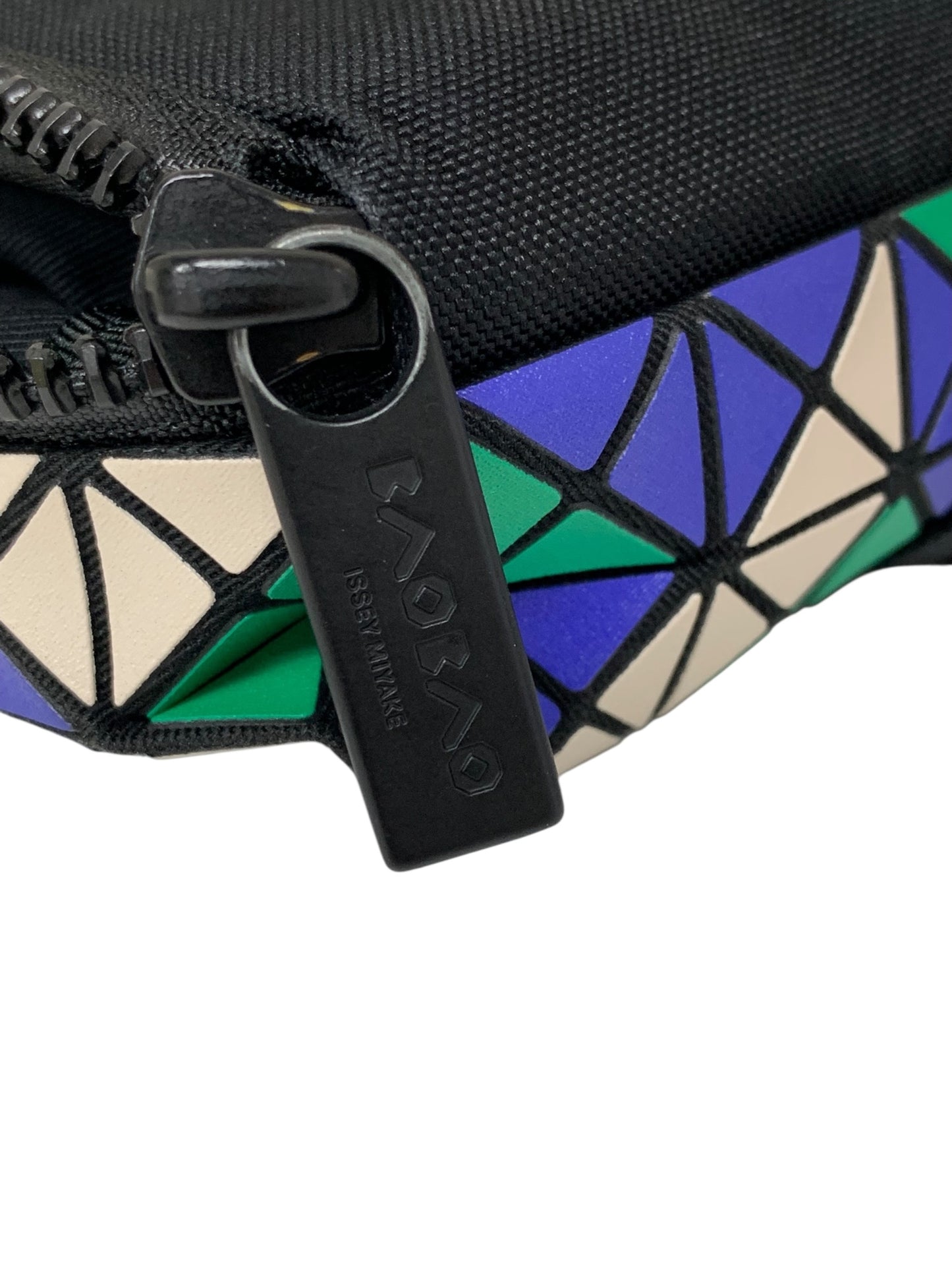 バオバオイッセイミヤケ BB34AG343 ショルダーバッグ マルチカラー ポシェット プリズム IT2H58N0JN0B