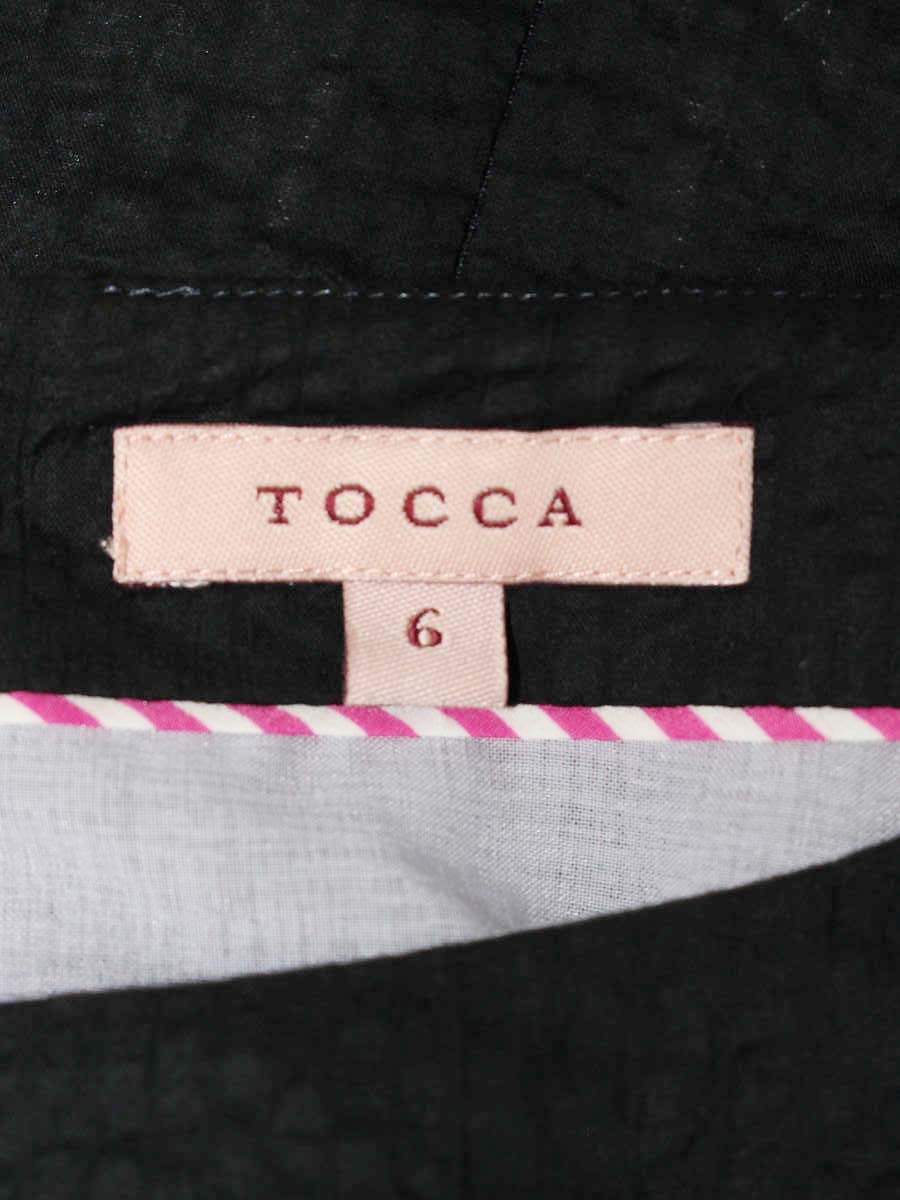 トッカ 2024 SUMMER COLLECTION 洗える！VACANCE ドレス OPTOCM0531 ワンピース  6 ネイビー サッカー素材 ITLZADVPDXB4 【SALE】