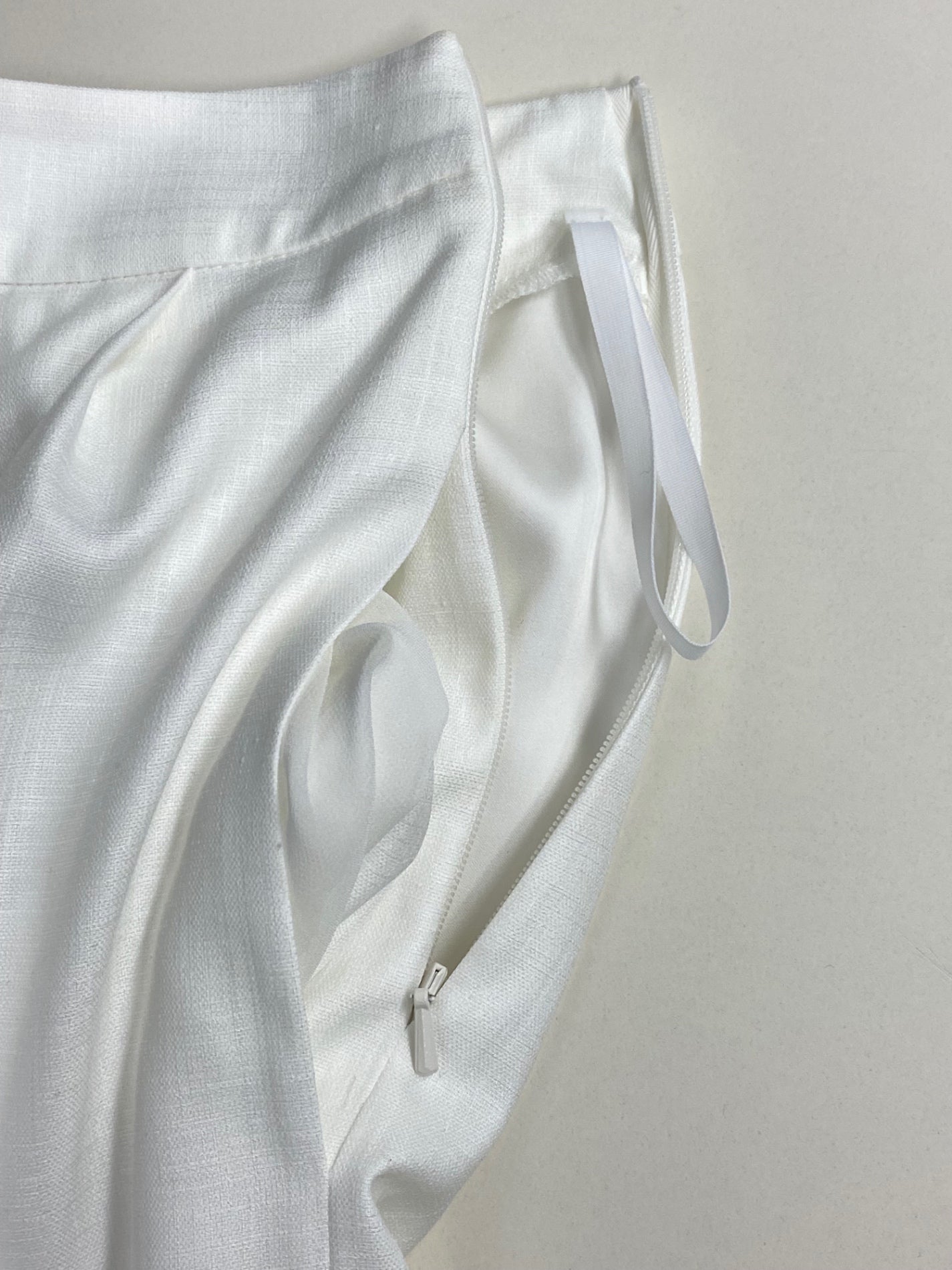 フォクシーニューヨーク Pants Addison 43486 パンツ 38 ホワイト ワイド タック IT09MFCYF62Q