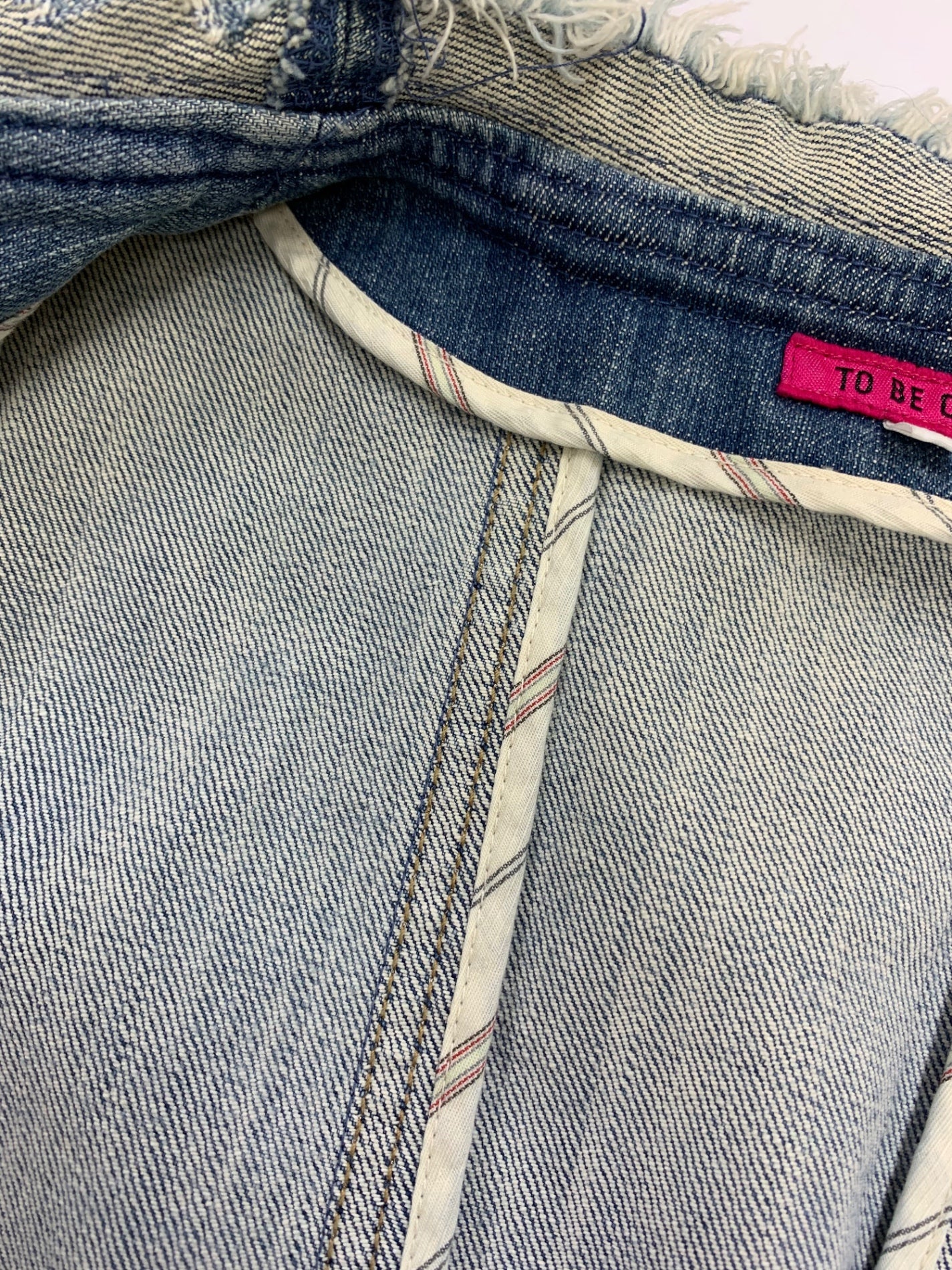 トゥービーシック W5E06-133-22 デニムジャケット 40 ブルー フェイクパール ITVU8XYLS0QS