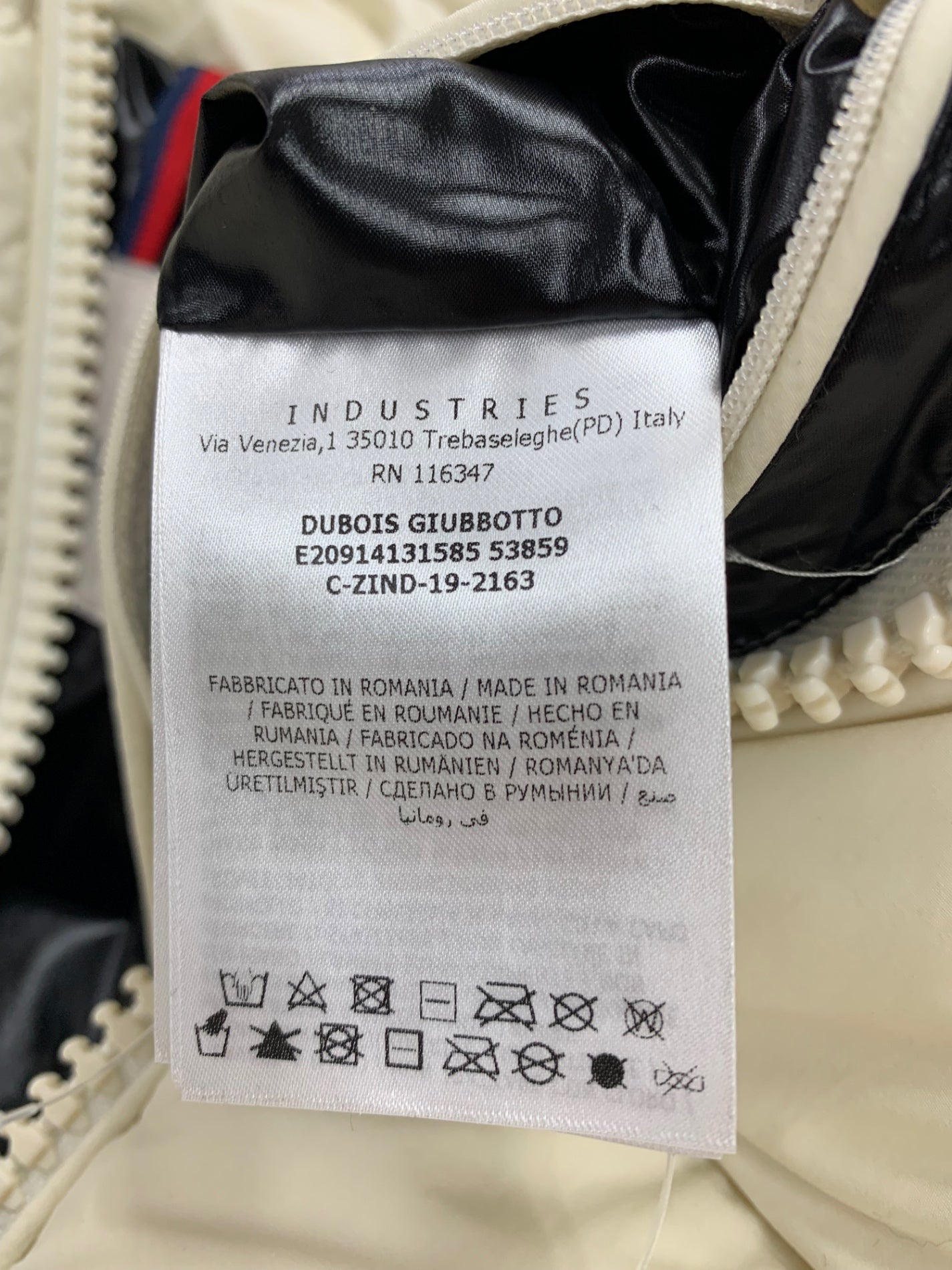 モンクレール デュボア e20914131585 ダウンジャケット 6 ホワイト ITGW935UTZCW