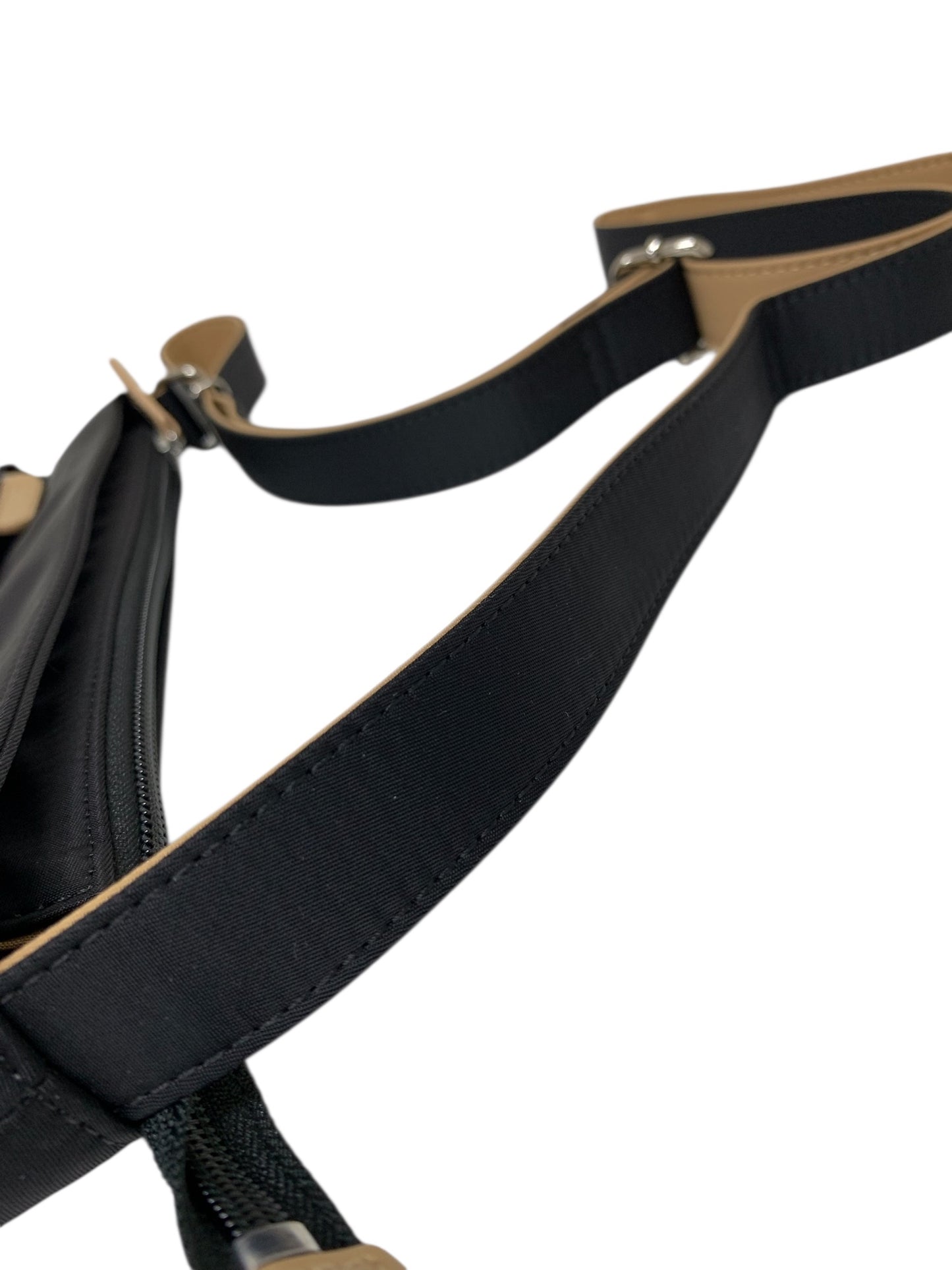 キタムラ ショルダーバッグ R-0702 15671 ブラック Kマーク刺繍 ITI02R7RGK1E