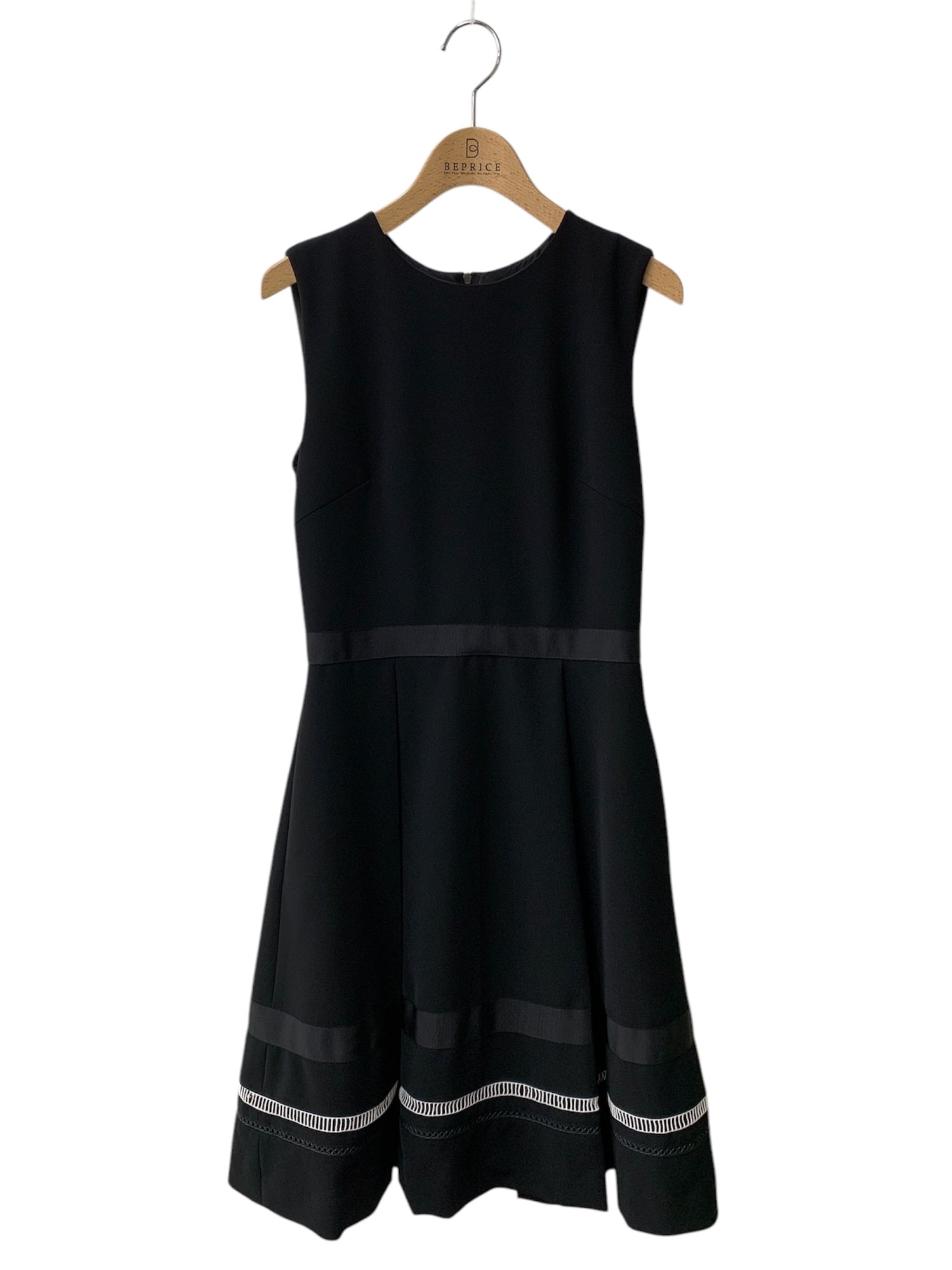 FOXEY (フォクシー)通販 | 中古ブランド洋服 | ビープライス FOXEY (フォクシー)通販 | 中古ブランド洋服 | ビープライス