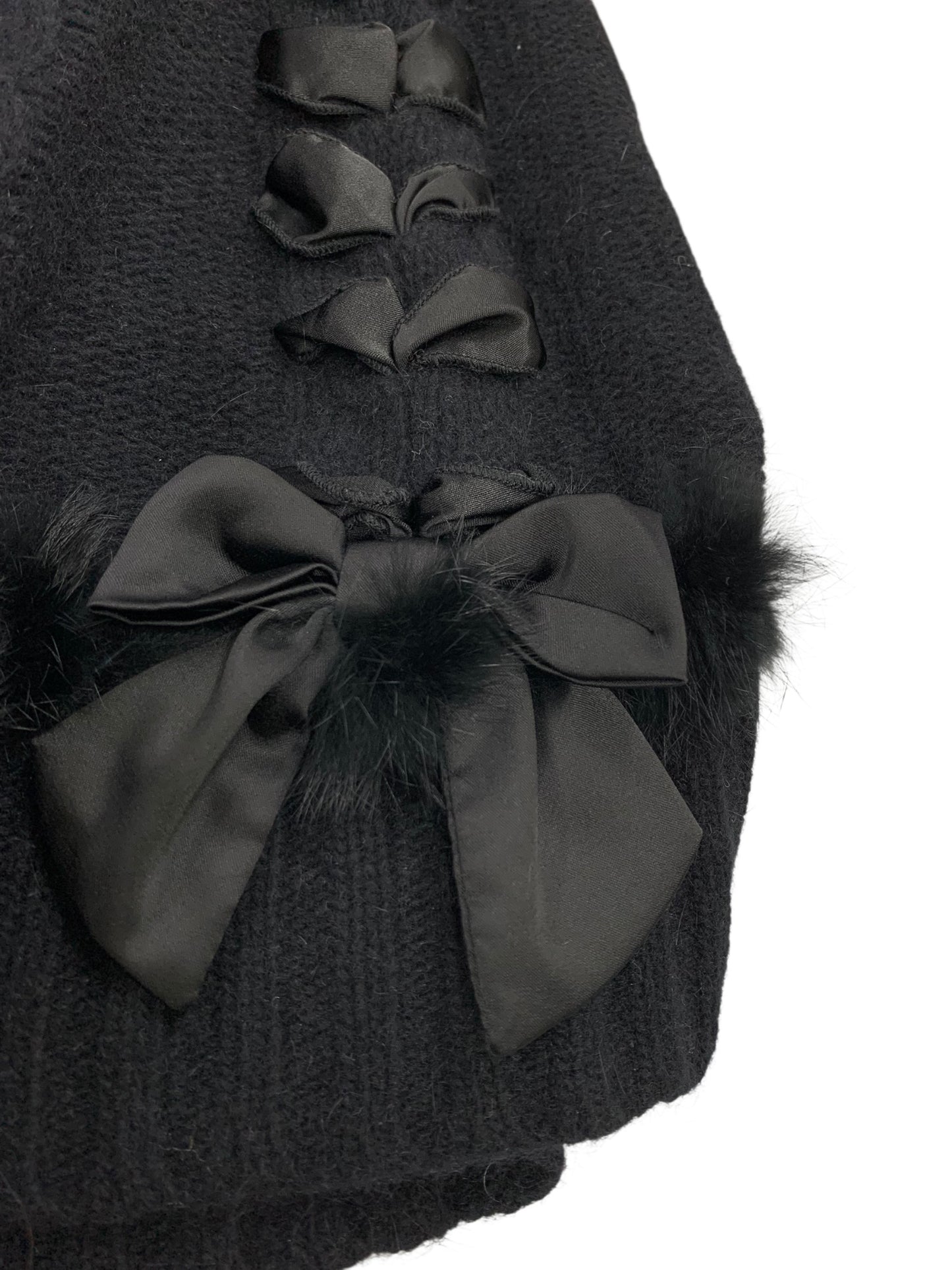 エムズグレイシー 028555 ポンチョ ブラック リボン ニット ファー ITW4G3E741RW