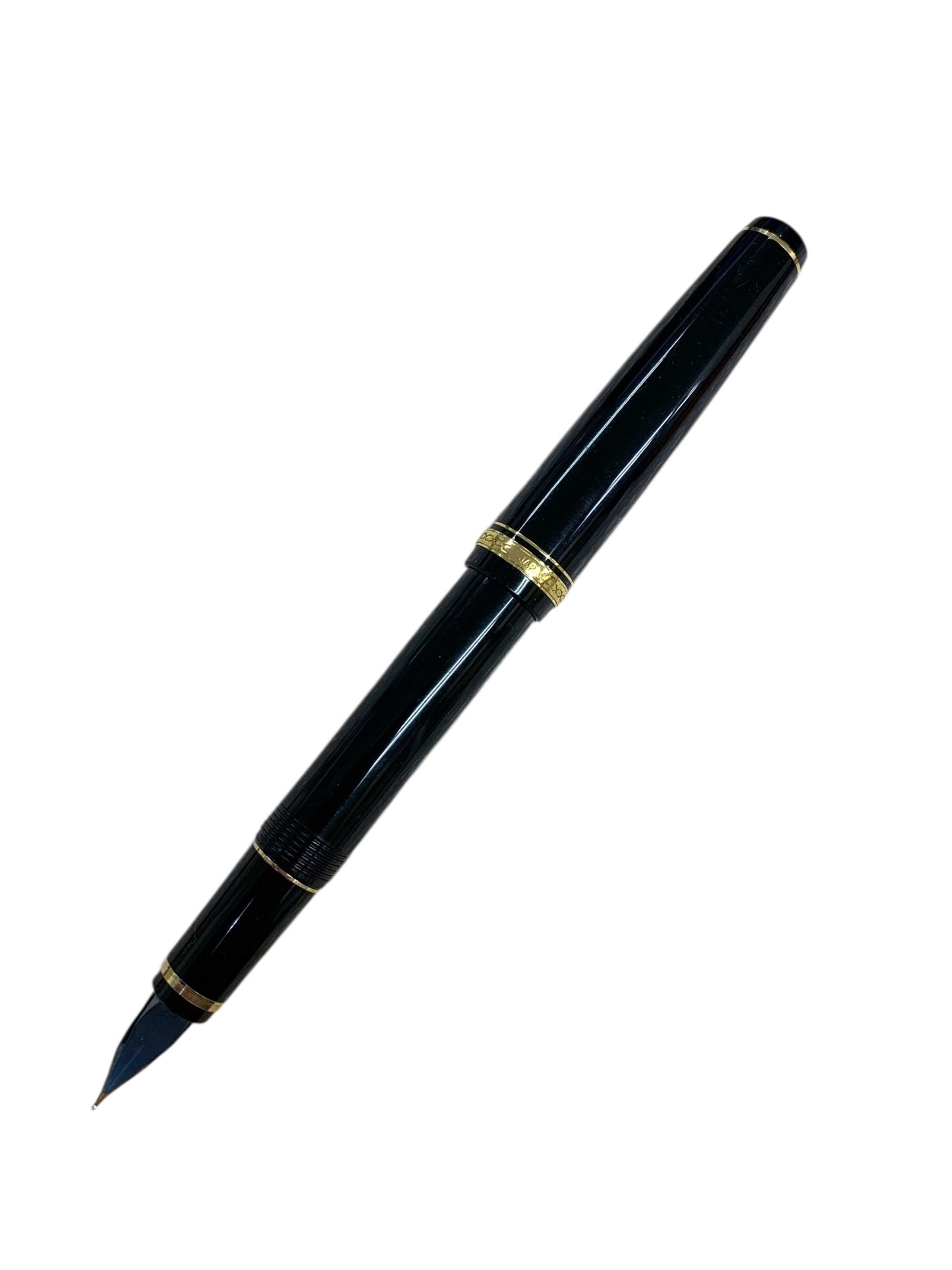 ナミキ（パイロット海外向け） 万年筆 ファルコン ブラック SM 14K 585 ITW6OVY1IY29