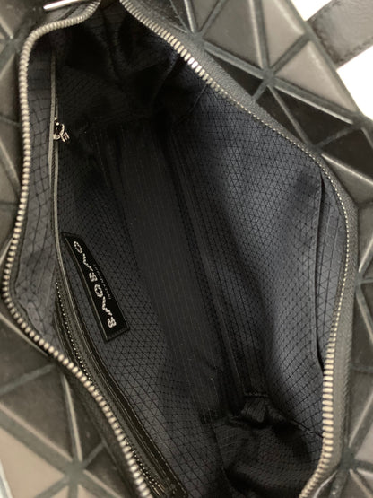 バオバオイッセイミヤケ BB56AG205 トートバッグ ブラック TONNEAU MATTE トノーマット ITT5PHCF17RW